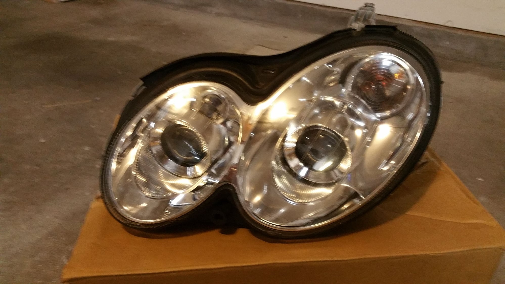 Lights - Quad Projector Headlights for W209 CLK, Xenon/HID Low Beams - Used - 2003 to 2009 Mercedes-Benz CLK320 - 2006 to 2009 Mercedes-Benz CLK350 - 2003 to 2006 Mercedes-Benz CLK500 - 2007 to 2009 Mercedes-Benz CLK550 - Birmingham, AL 35205, United States