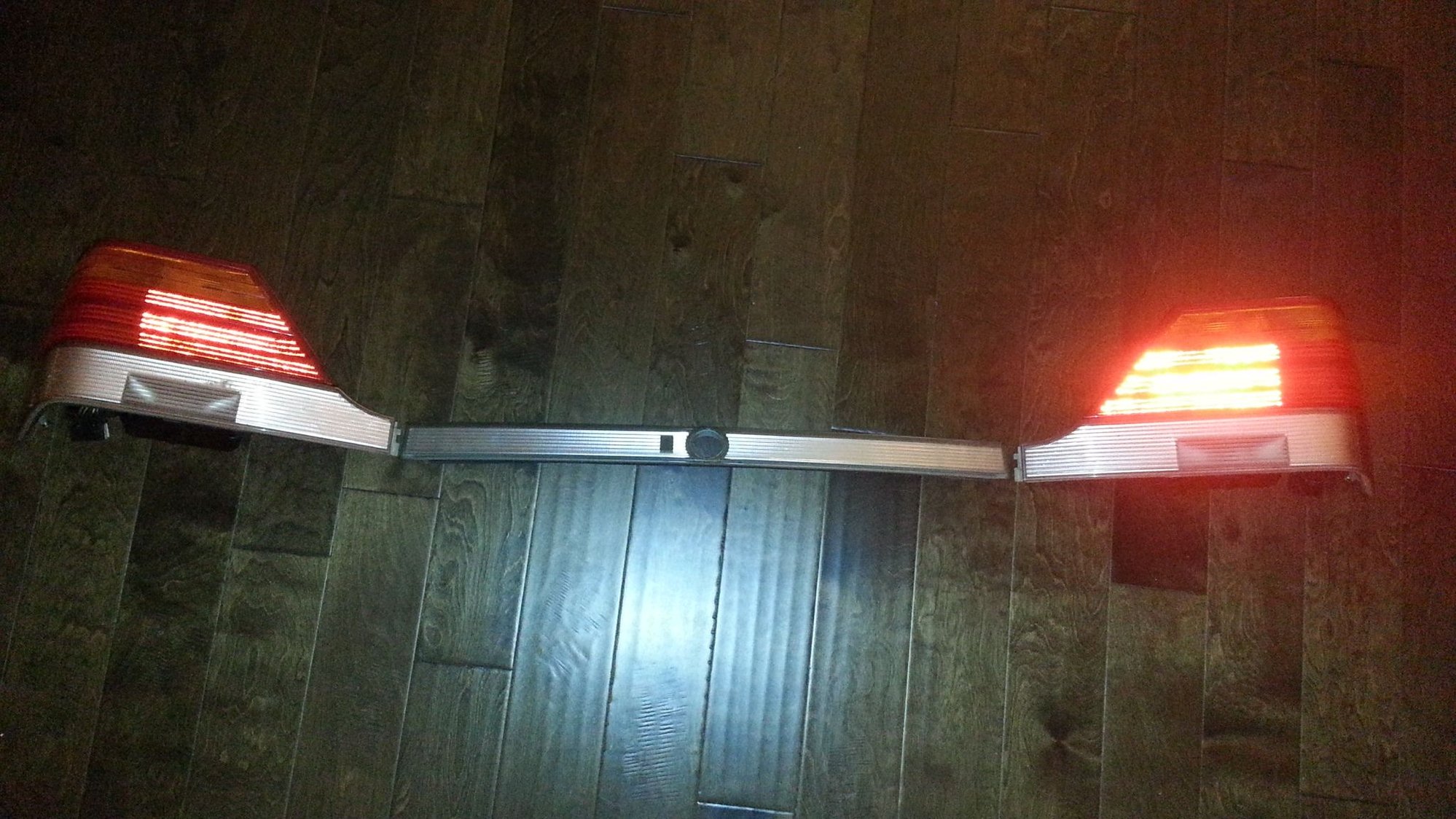Lights - Tail lights and center light bar - Used - 1994 to 1999 Mercedes-Benz S420 - Huntsville, AL 35802, United States