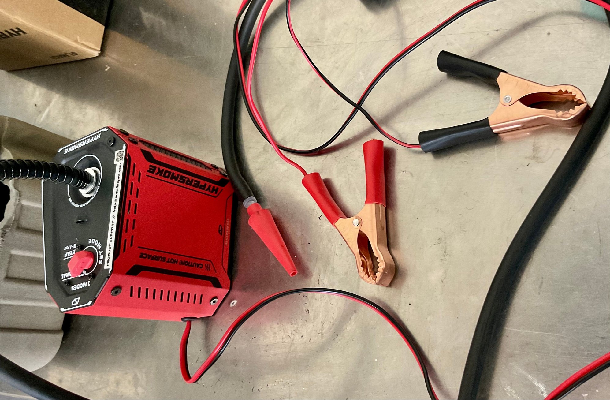 12V oil fog ‘smoke’ machine.