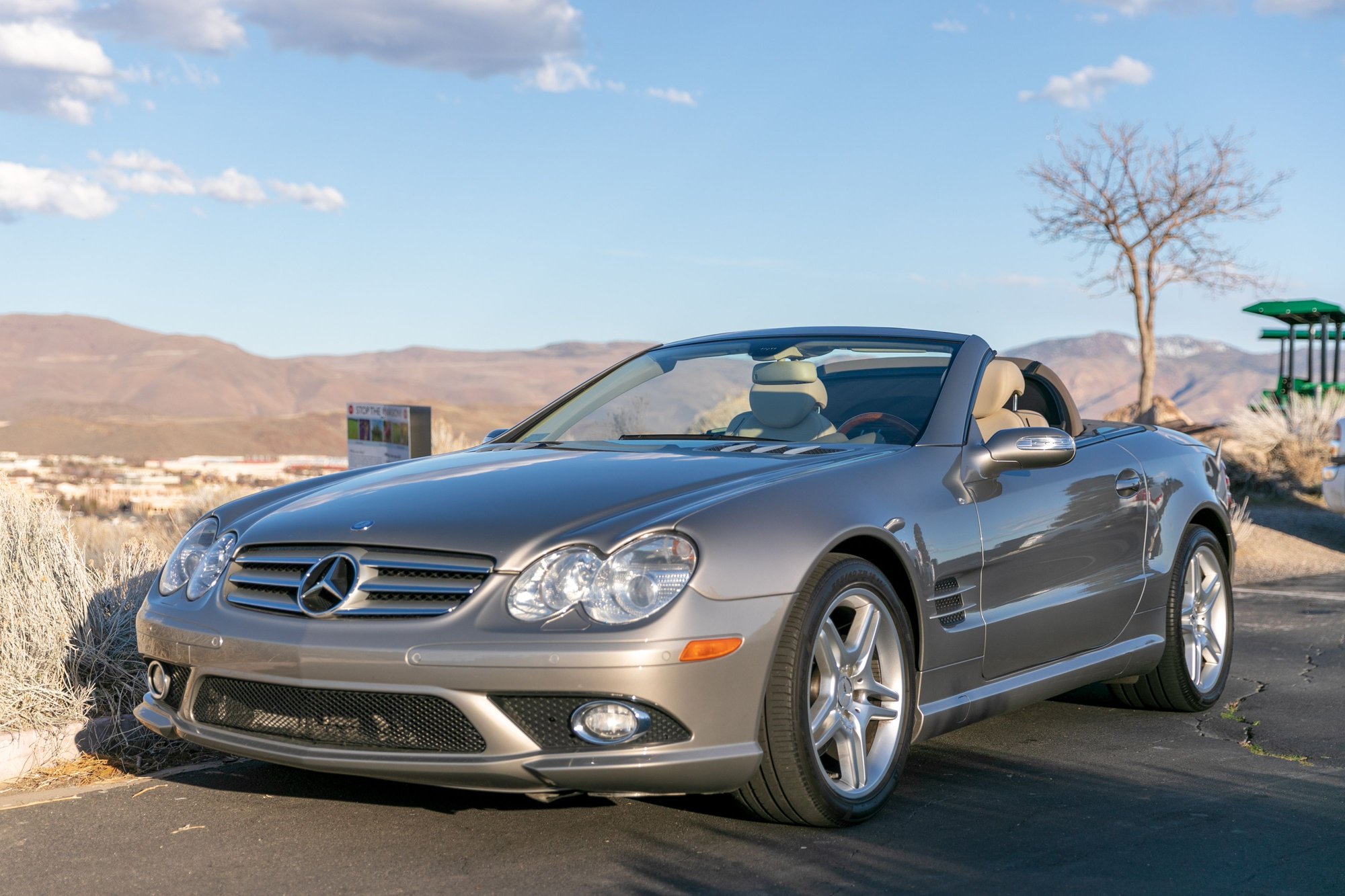 2008 Mercedes-Benz SL550 - 2008 Mercedes-Benz SL550 - Used - VIN WDBSK71F78F137295 - 59,571 Miles - 8 cyl - 2WD - Automatic - Convertible - Other - Reno, NV 89511, United States