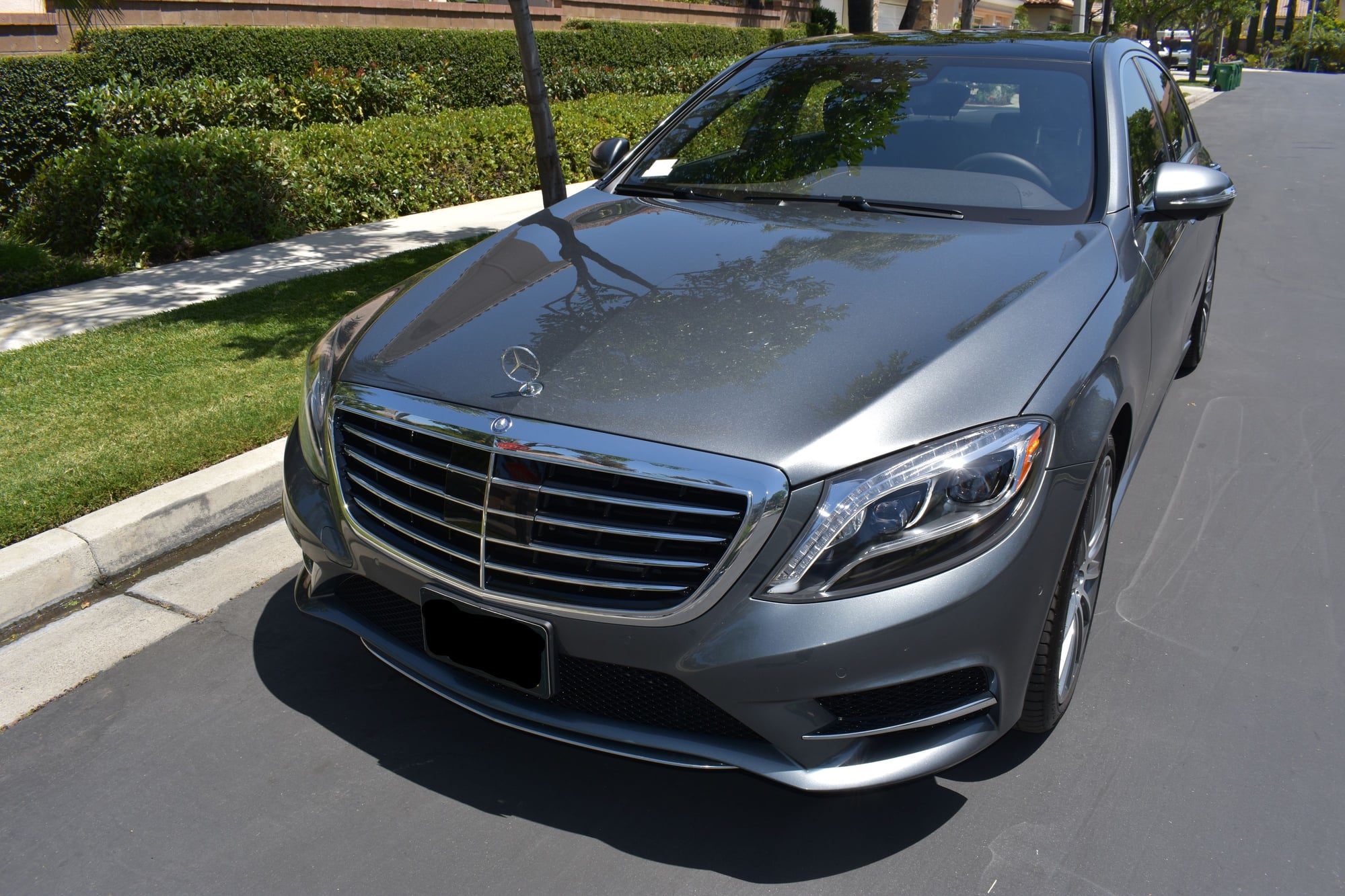 2017 Mercedes-Benz S550 - LIKE NEW 2017 MERCEDES-BENZ S550 (MOTIVATED SELLER) - Used - VIN WDDUG8CB0HA317443 - 800 Miles - 8 cyl - 4WD - Automatic - Sedan - Gray - Irvine, CA 92620, United States