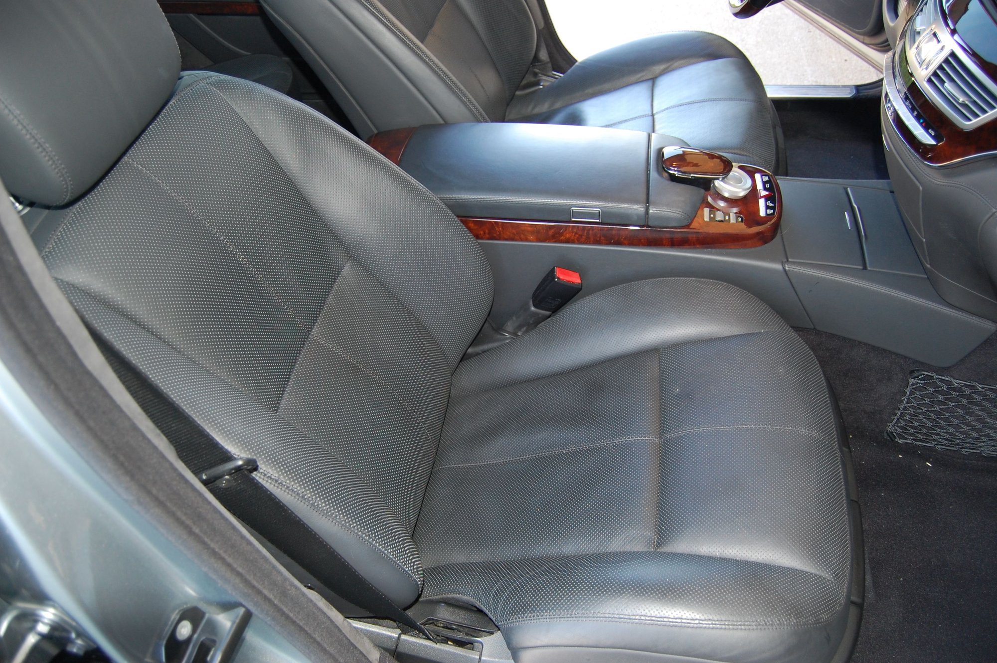 2007 Mercedes-Benz S600 - 2007 S600 50K miles CLEAN - Used - VIN WDDNG76XX7A093893 - 50,500 Miles - 12 cyl - 2WD - Automatic - Sedan - Gray - Omaha, NE 68130, United States