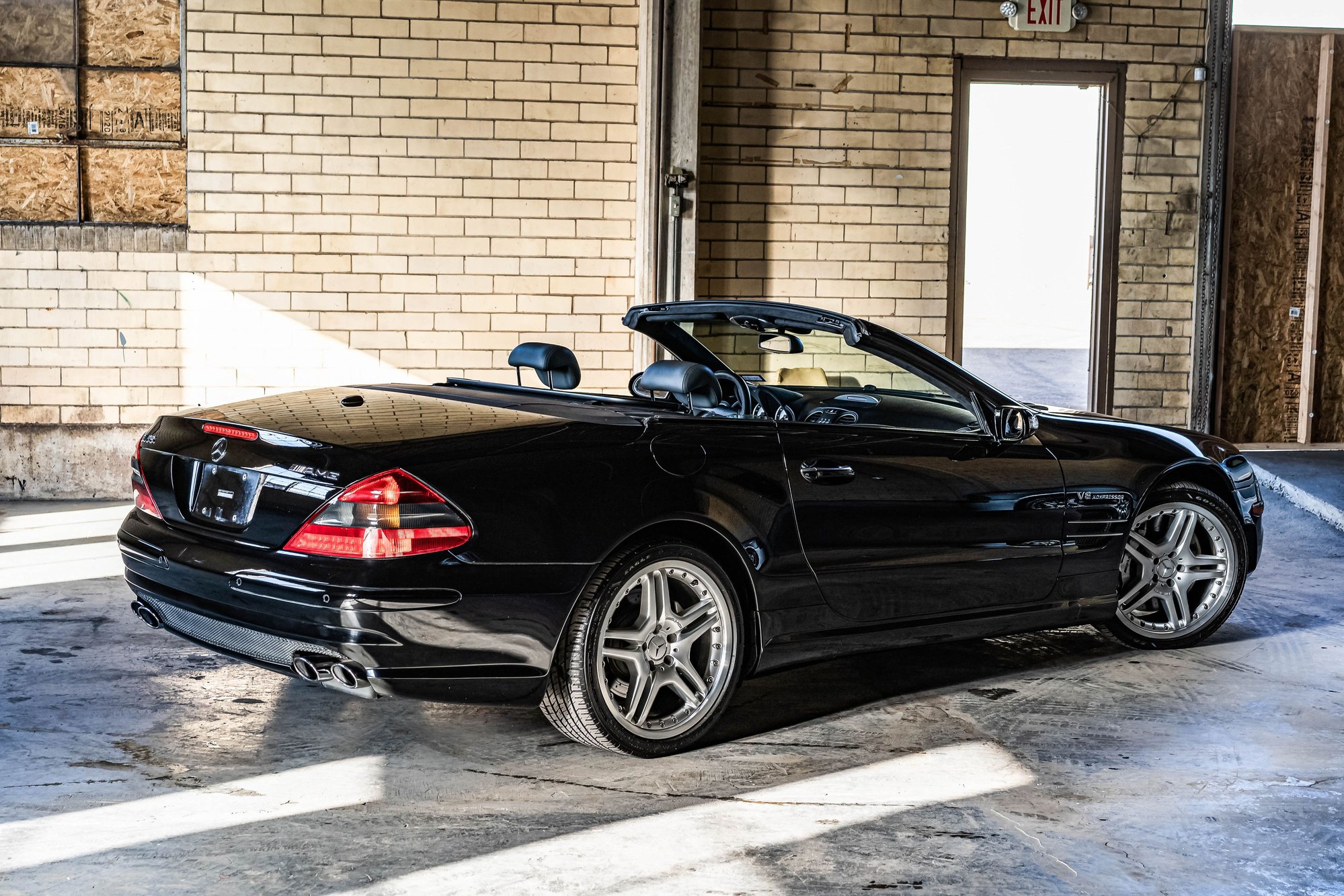 2006 Mercedes-Benz SL55 AMG - R230 SL55 ~ One of Forty Five P030 Cars ~ 54,600 Miles - Used - VIN WDBSK74F06F113980 - 54,600 Miles - 8 cyl - 2WD - Automatic - Convertible - Black - Waco, TX 76710, United States