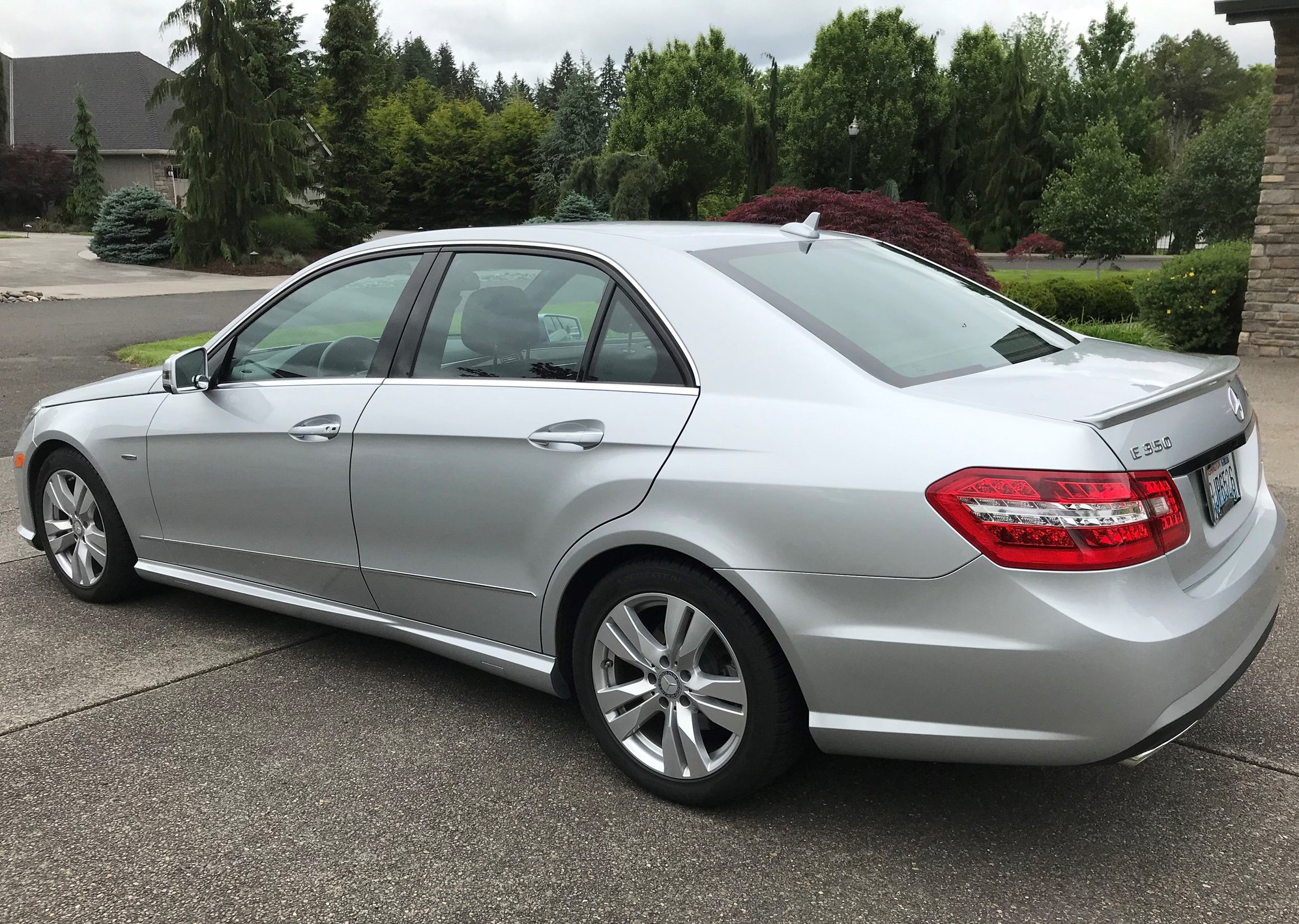 2011 Mercedes-Benz E350 - 2011 E350 Bluetec 60K Miles P1 P2 AMG Sport Package Excellent  Condition $12K - Used - VIN WDDHF2EB6BA474674 - 60,000 Miles - 6 cyl - 2WD - Automatic - Sedan - Silver - Battle Ground, WA 98604, United States