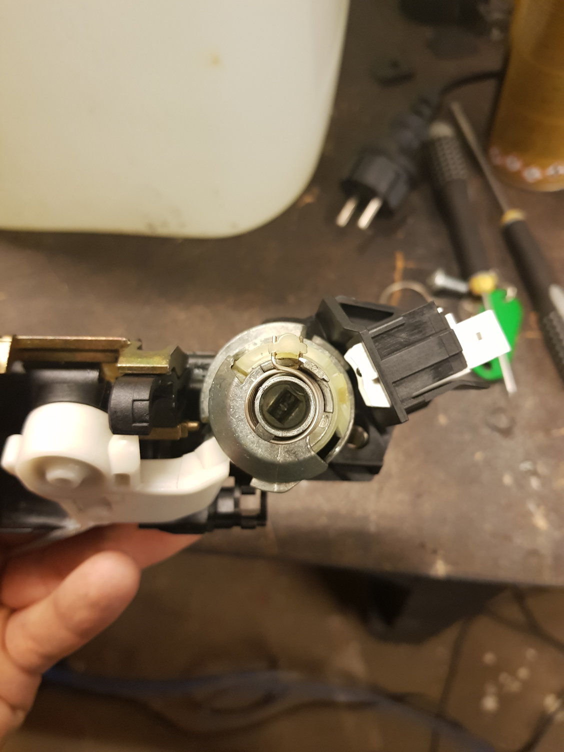 Trunk Lock Cylinder Replacement —