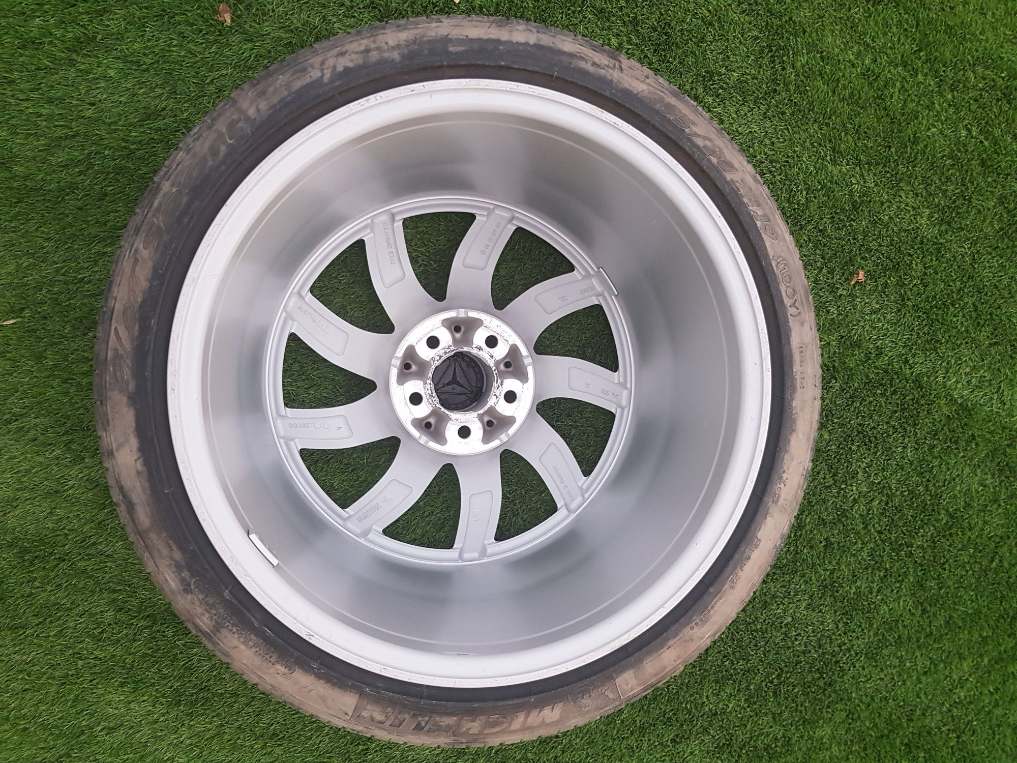 Wheels and Tires/Axles - SLR McLaren wheels for sale (original) - Used - 2005 to 2011 Mercedes-Benz SLR McLaren - Dubai, United Arab Emirates
