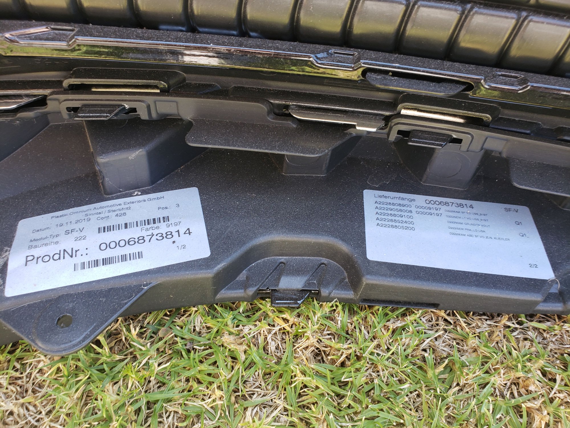 Exterior Body Parts - 2020 Maybach S650 X222 exterior body parts- Front bumper, grill, rear insert w/tips - New - 2020 Maybach All Models - Seal Beach, CA 90740, United States