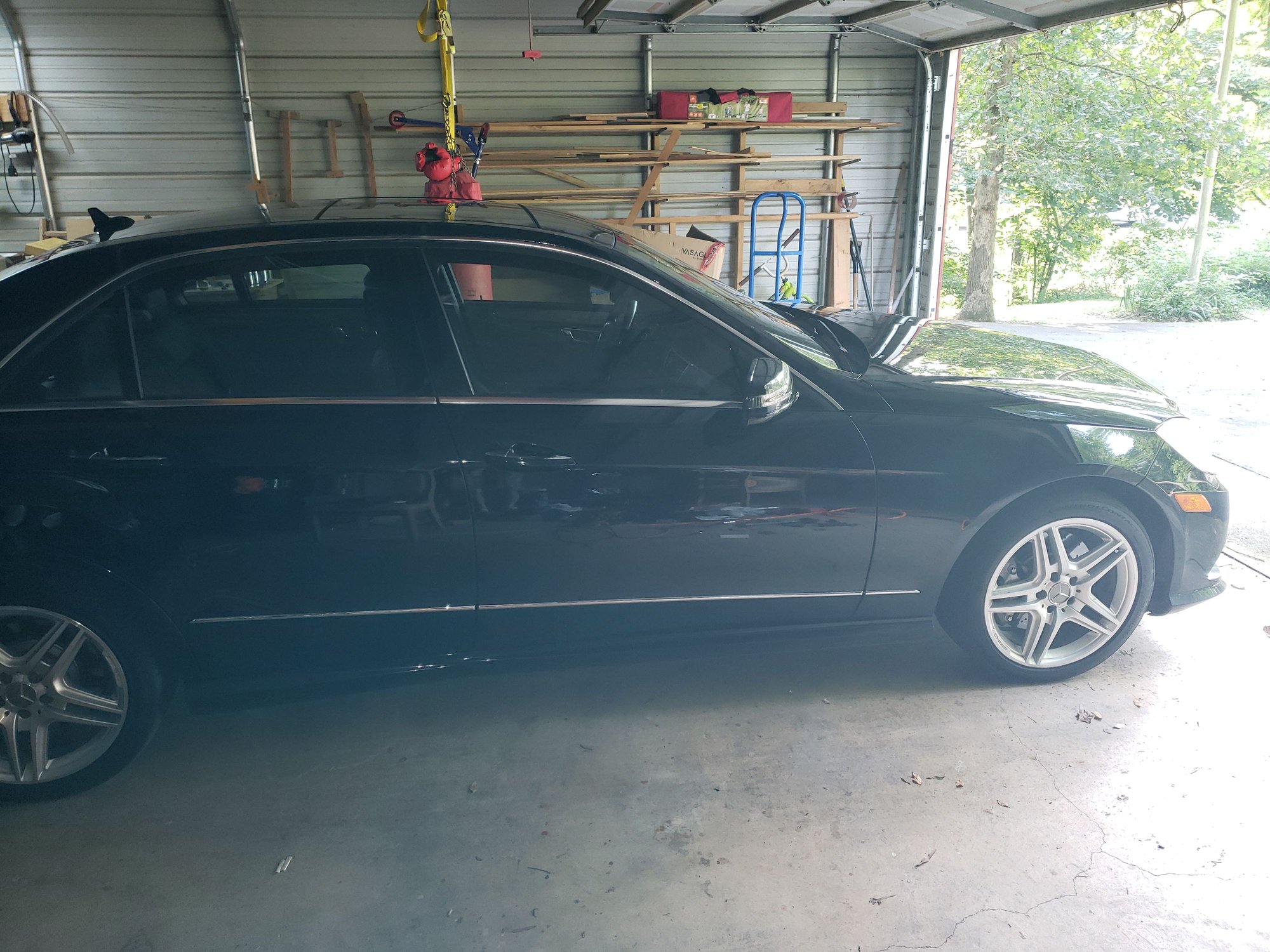 2011 Mercedes-Benz E550 - 4 Sale  2011 E550 4 Matic - Used - VIN WDDHF9AB8BA323592 - 130,000 Miles - 8 cyl - AWD - Automatic - Sedan - Black - Bruceton, TN 38317, United States