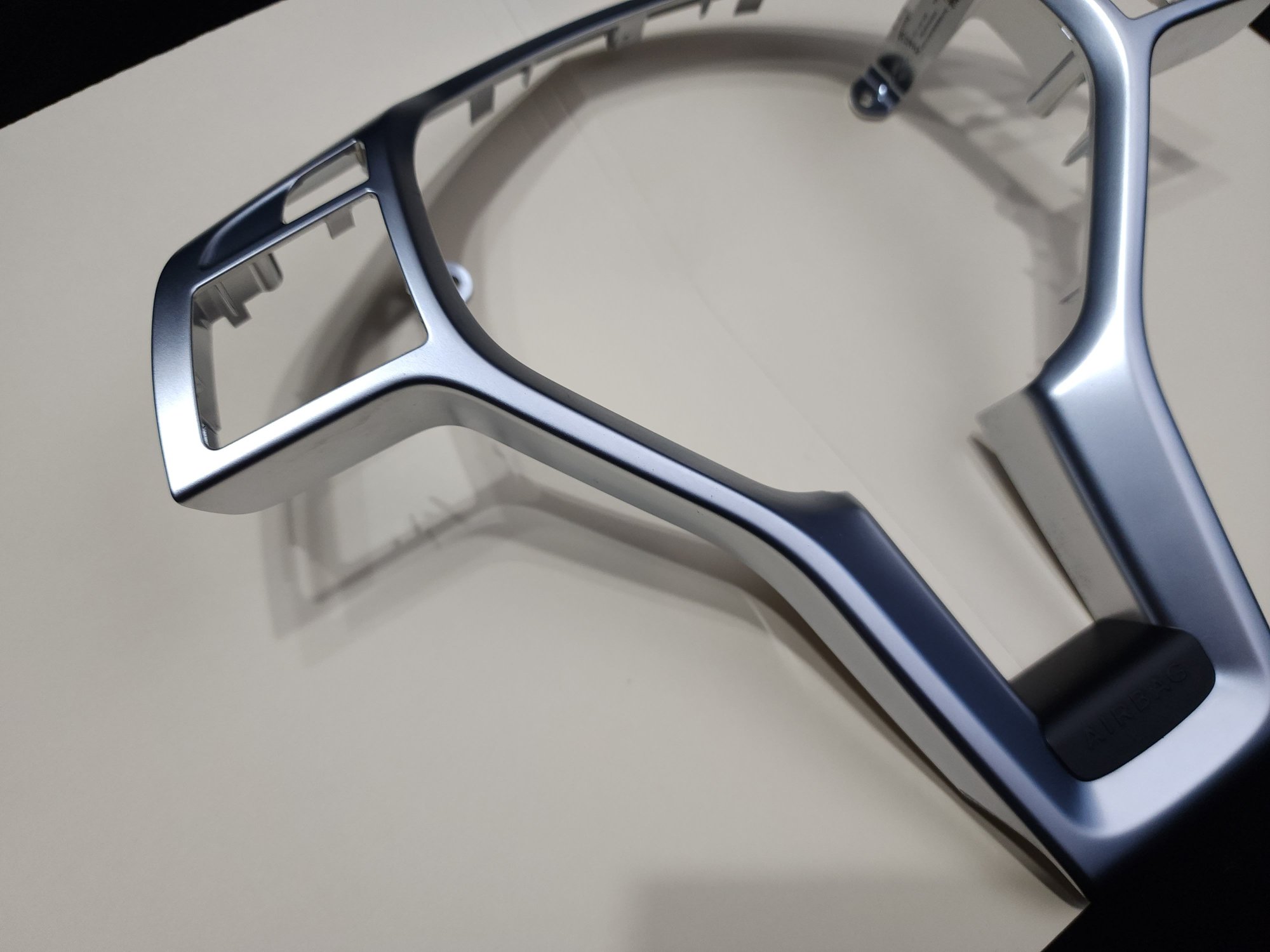 Interior/Upholstery - Mercedes OEM W204 C-Class Silver Steering Wheel Trim Cover A09946400139107 - Used - -1 to 2026  All Models - Olathe, KS 66062, United States