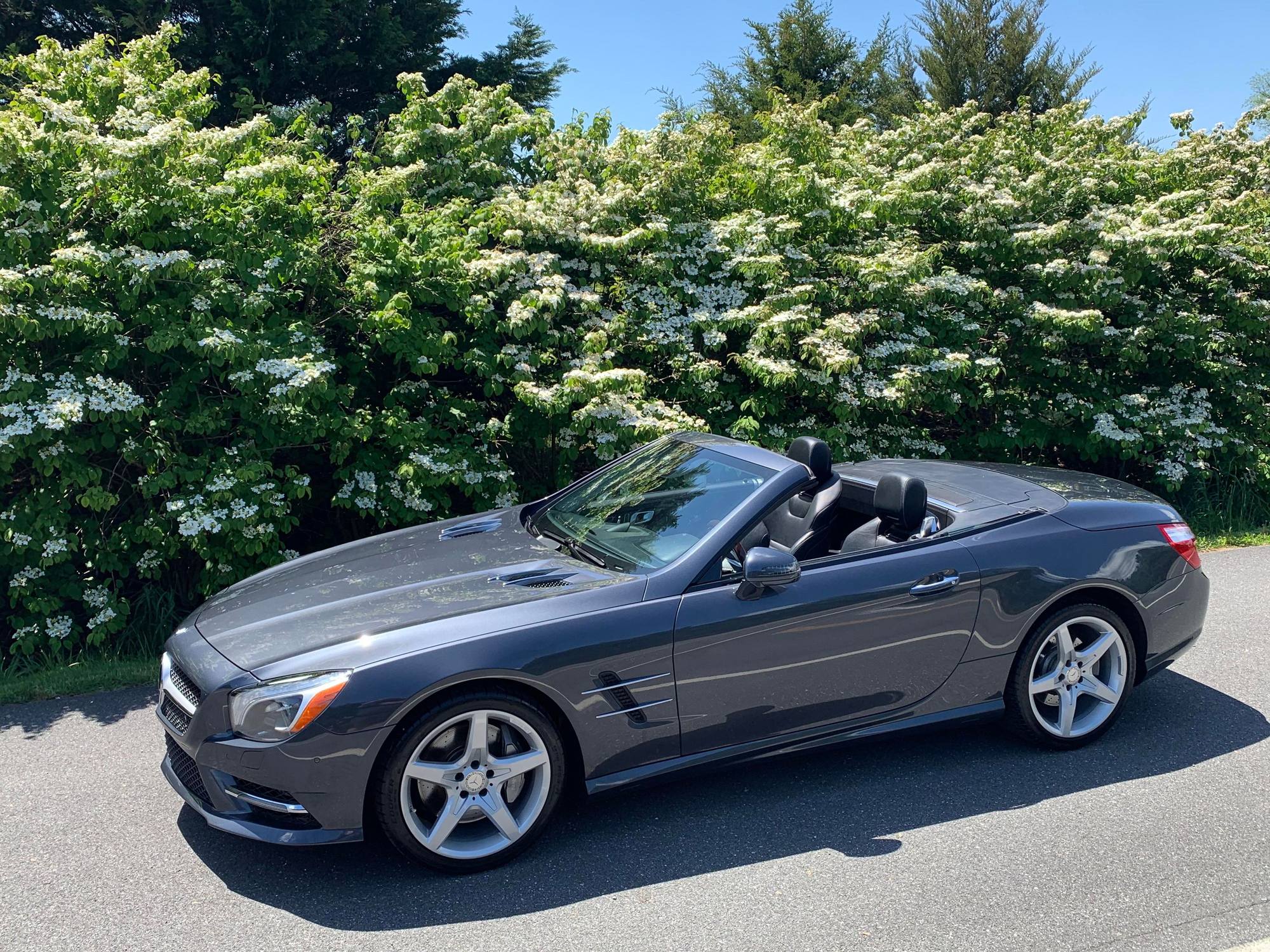 2014 Mercedes-Benz SL550 - 2014 SL550 Beautiful Tenorite Gray Metallic over black nappa semi-aniline leather - Used - VIN WDDJK7DA6EF025666 - 68,100 Miles - 8 cyl - 2WD - Automatic - Convertible - Gray - Newark, DE 19702, United States
