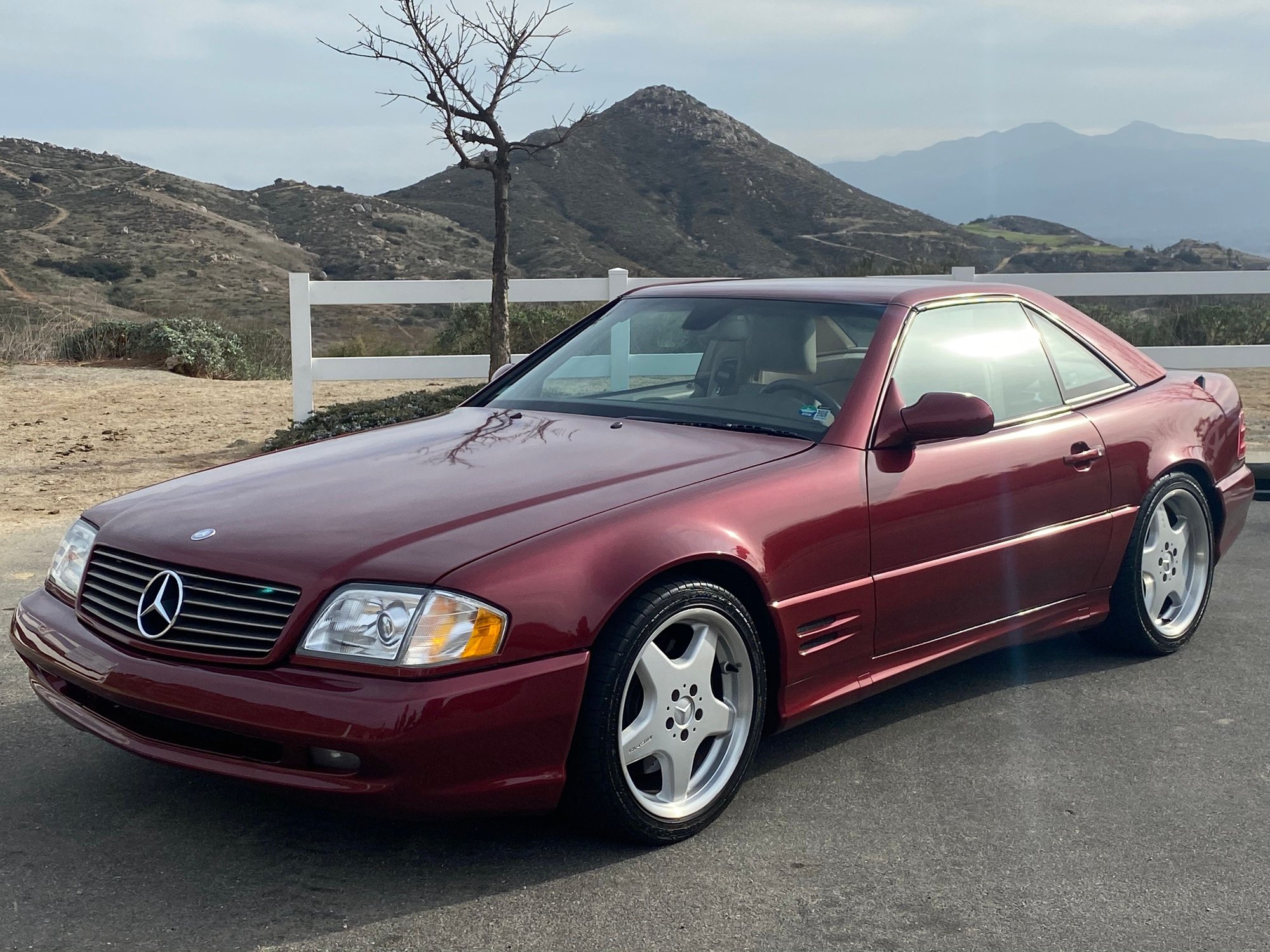 2001 Mercedes-Benz SL500 - 2001 Mercedes Benz SL500 FIREMIST SPORT CALIFORNIA CAR - Used - VIN WDBFA68F71F197460 - 93,000 Miles - 8 cyl - Automatic - Convertible - Red - Victorville, CA 92392, United States