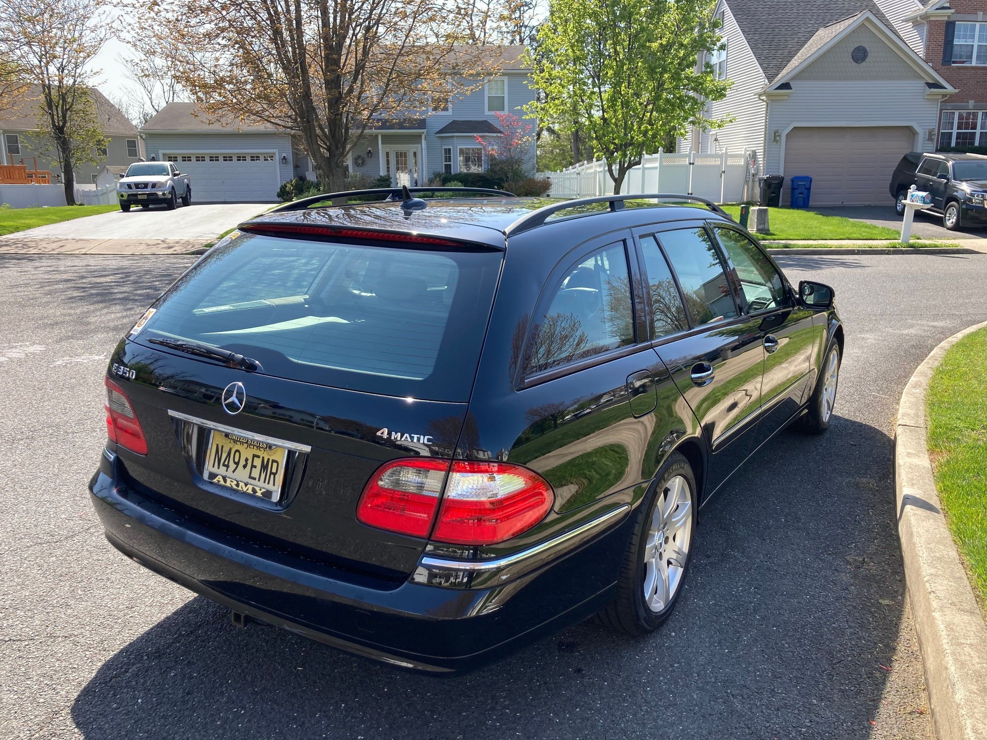 2007 Mercedes-Benz E350 - Wagon E350 4MATIC 2007 - Used - VIN WDBUH87XX7B162565 - 249,500 Miles - 6 cyl - 4WD - Automatic - Wagon - Black - Belford, NJ 07718, United States
