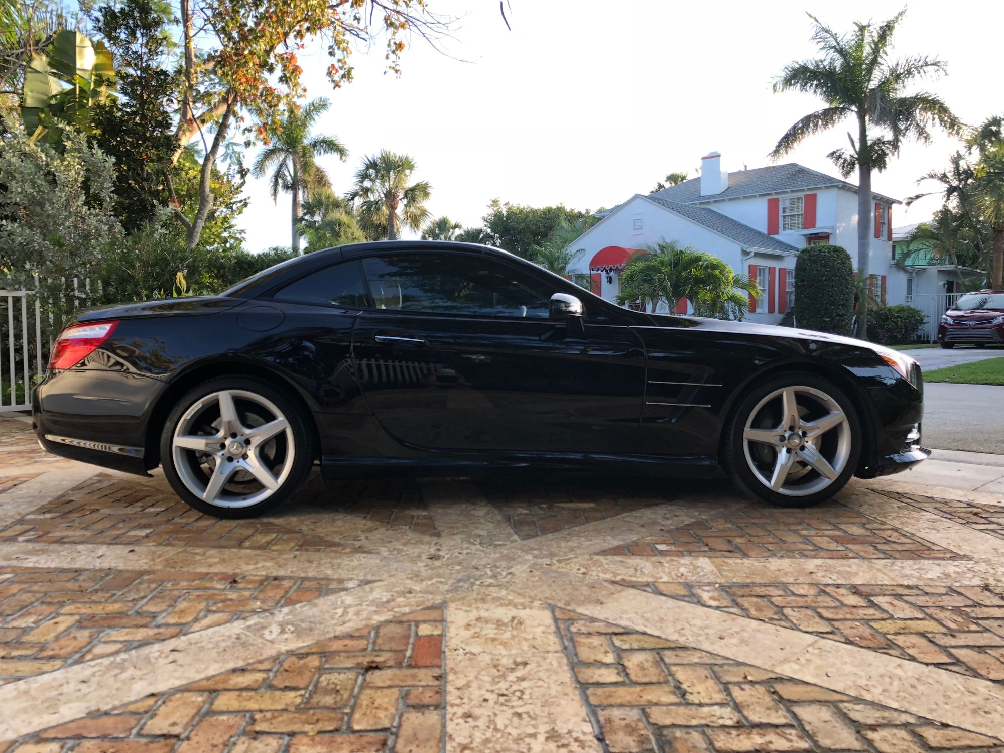 2016 Mercedes-Benz SL400 - Grandma's loaded SL 400 - Used - VIN WDDJK6FA1GF038996 - 10,750 Miles - 6 cyl - Automatic - Convertible - Black - Delray Beach, FL 33483, United States