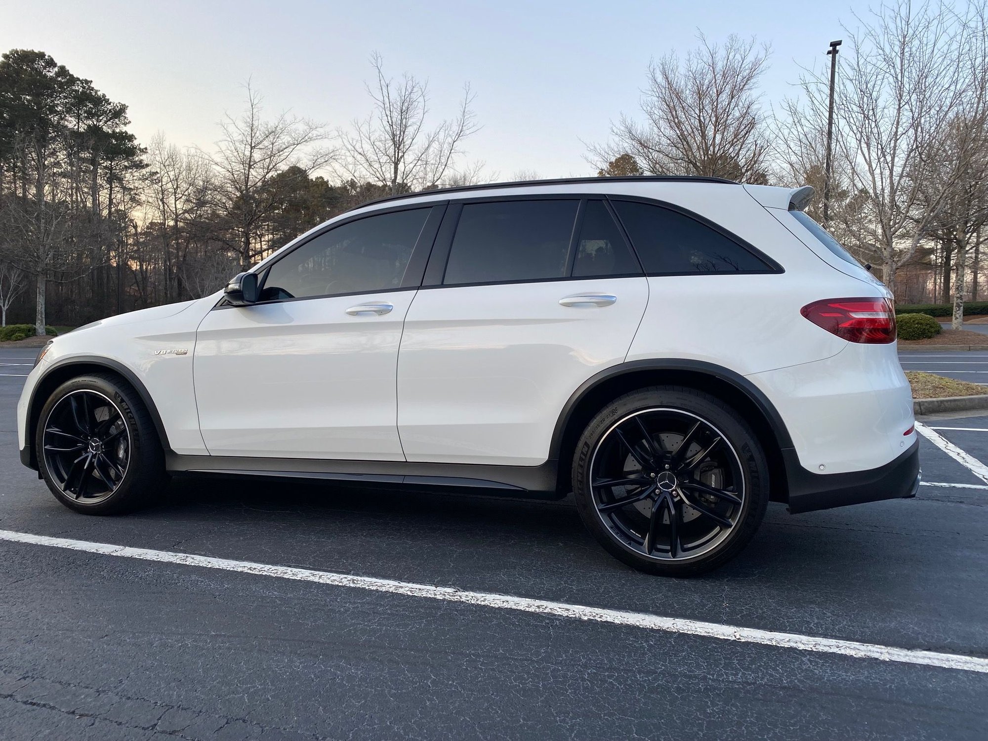 2019 Mercedes-Benz GLC63 AMG - 2019 Mercedes GLC 63 AMG - Used - VIN WDC0G8JB2KF490848 - 9,500 Miles - 8 cyl - AWD - Automatic - SUV - White - Alpharetta, GA 30009, United States