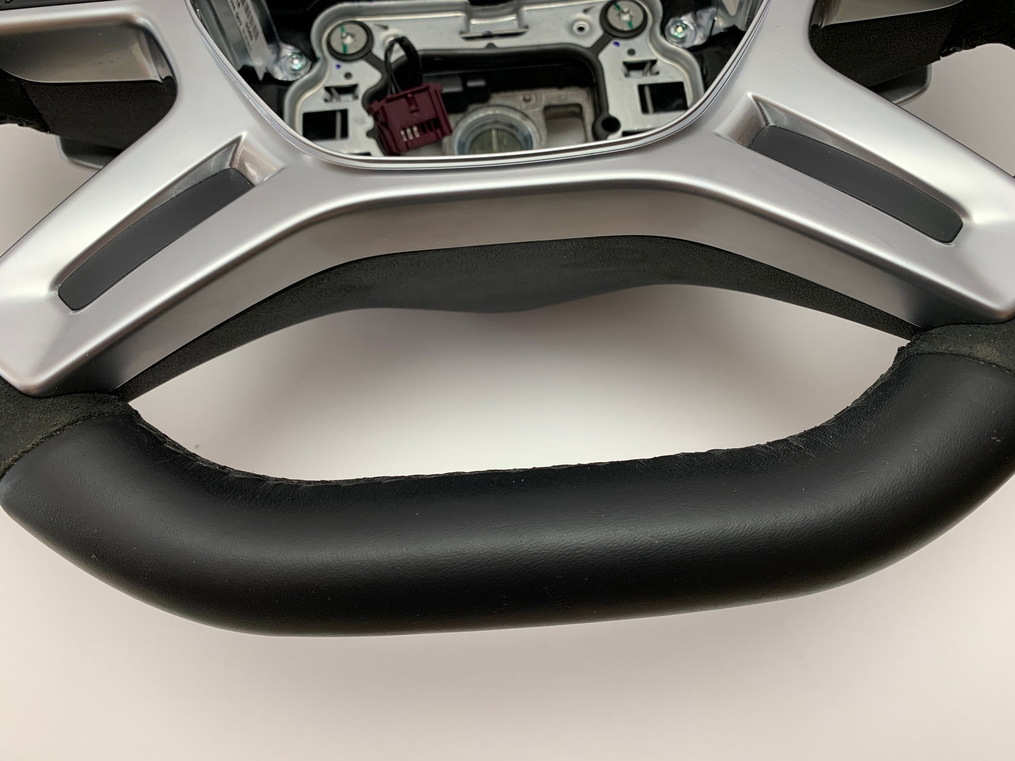 Steering/Suspension - MERCEDES AMG W166 ML63 X166 GL63 OEM FLAT BOTTOM STEERING WHEEL A1664601018 9G60 - Used - 2013 to 2018 Mercedes-Benz G550 - 2013 to 2016 Mercedes-Benz GL550 - 2012 to 2014 Mercedes-Benz ML550 - Bradenton, FL 34202, United States