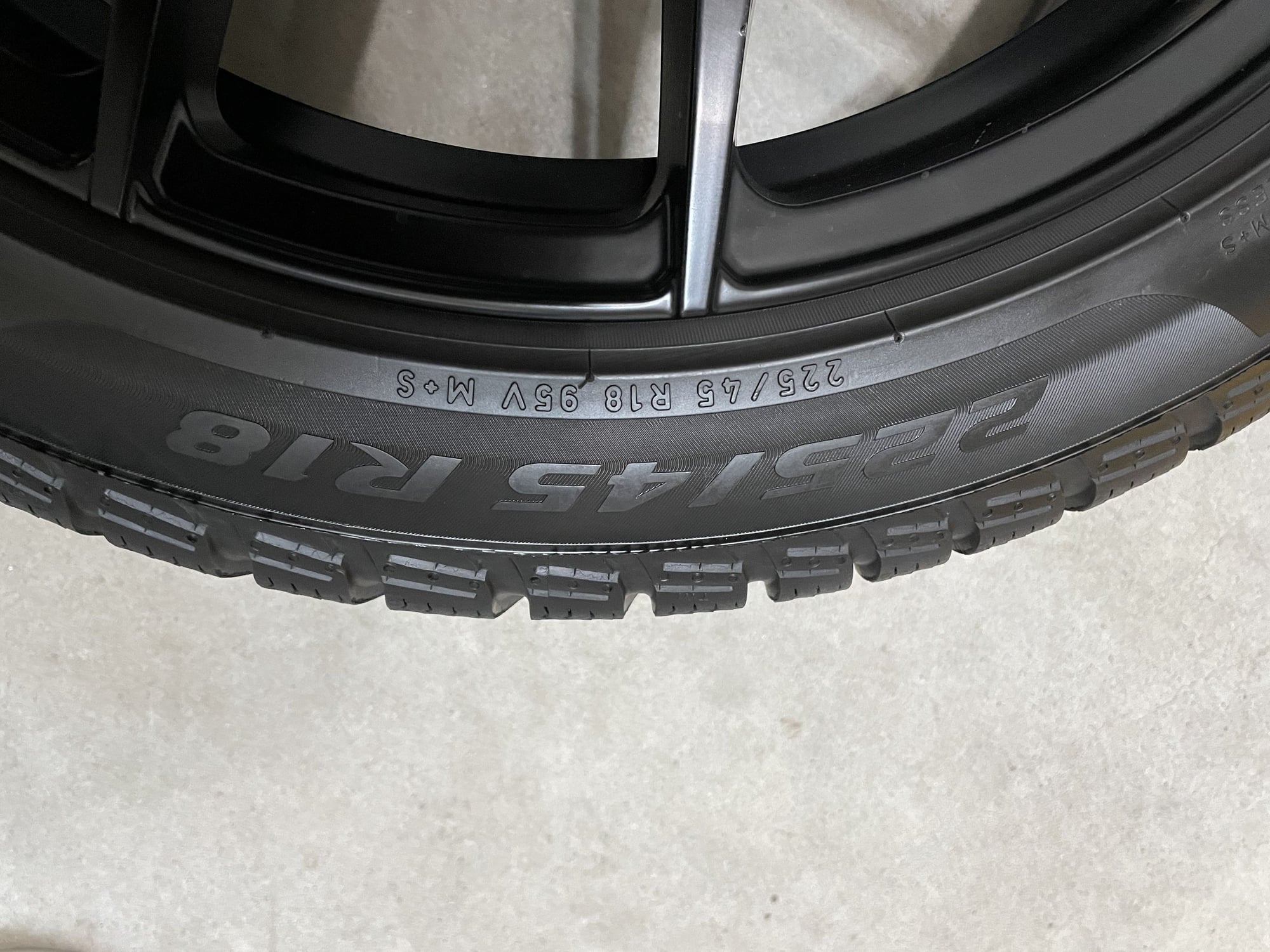 2018 Mercedes-Benz C43 AMG - 225/45/18 Pirelli Sottozero3 winter tires on rims - Wheels and Tires/Axles - $900 - Markham, ON L6B0E1, Canada