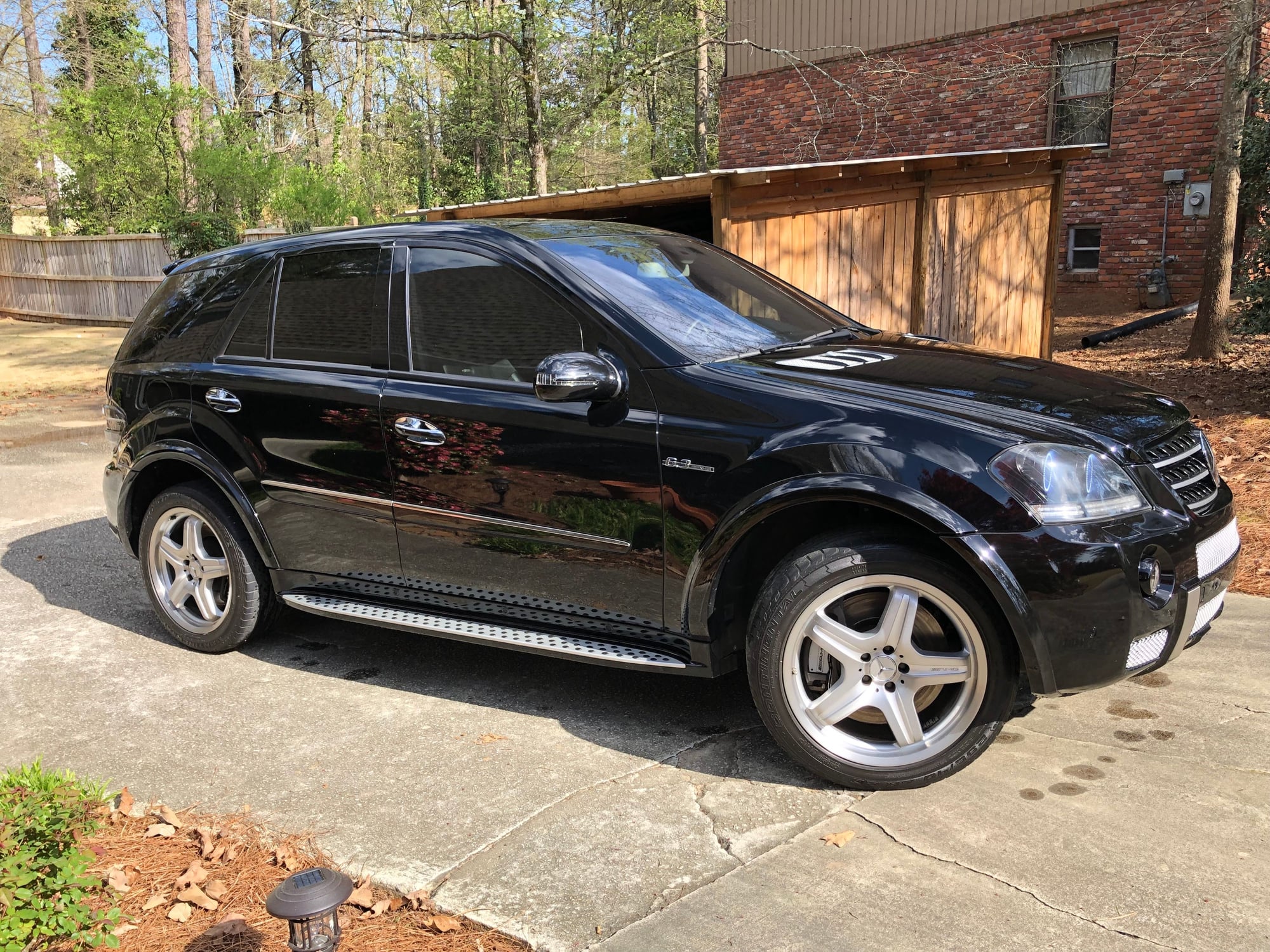 2008 Mercedes-Benz ML63 AMG - 2008 ML63 AMG 82k Very Clean, Stock, Never abused, Adult owned. - Used - VIN 4JGBB77E88a359532 - 82,000 Miles - 8 cyl - AWD - Automatic - SUV - Black - Atlanta, GA 30308, United States