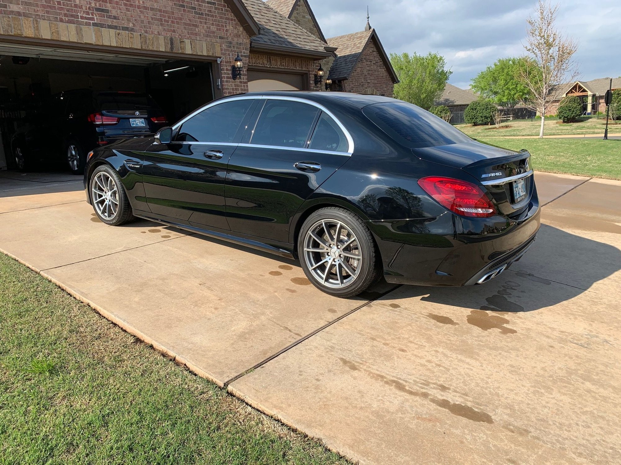 2017 Mercedes-Benz C63 AMG - FS: 2017 C63 AMG Sedan - Used - VIN 55SWF8GB4HU223118 - 28,300 Miles - 8 cyl - 2WD - Automatic - Sedan - Black - Oklahoma City, OK 73013, United States