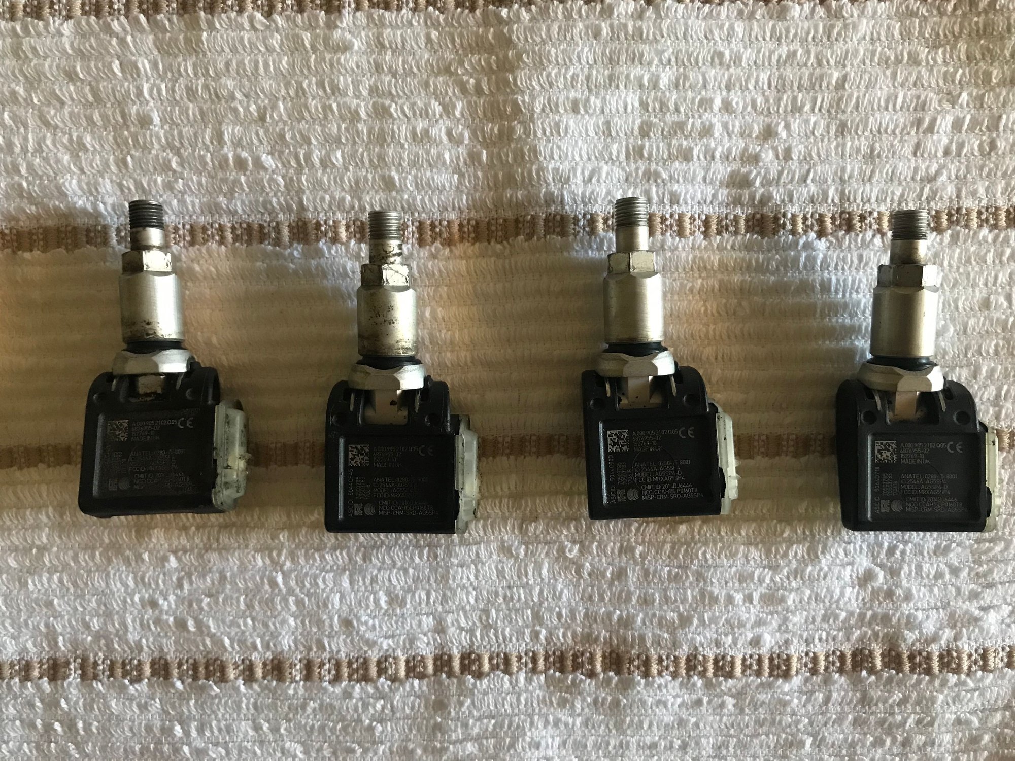 Wheels and Tires/Axles - OEM Mercedes Benz TPMS 433MHz - Used - All Years Mercedes-Benz All Models - Orange County, CA 92618, United States