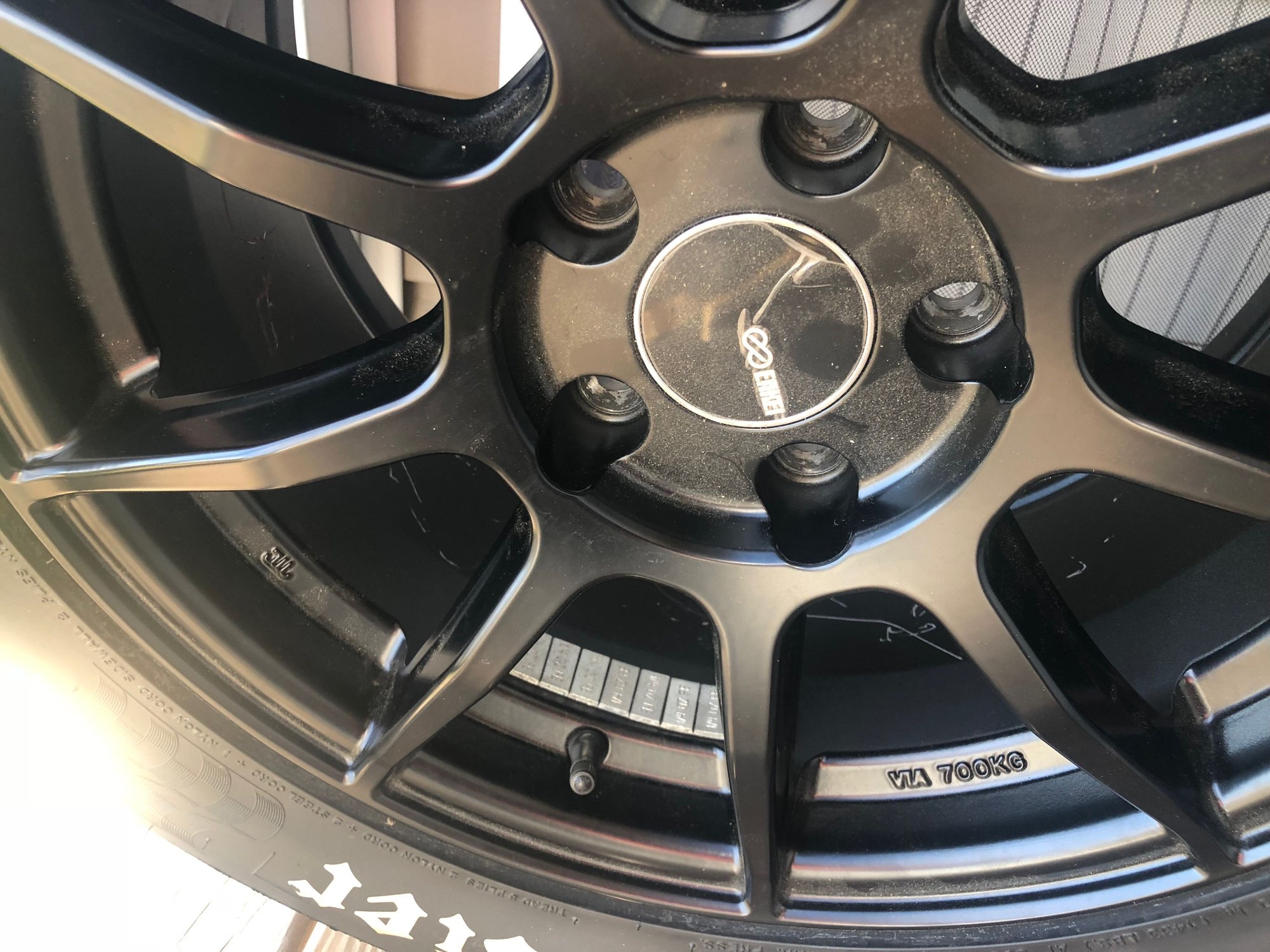 Hoosier DR Radials WITH RIM 275/40/17 Forums