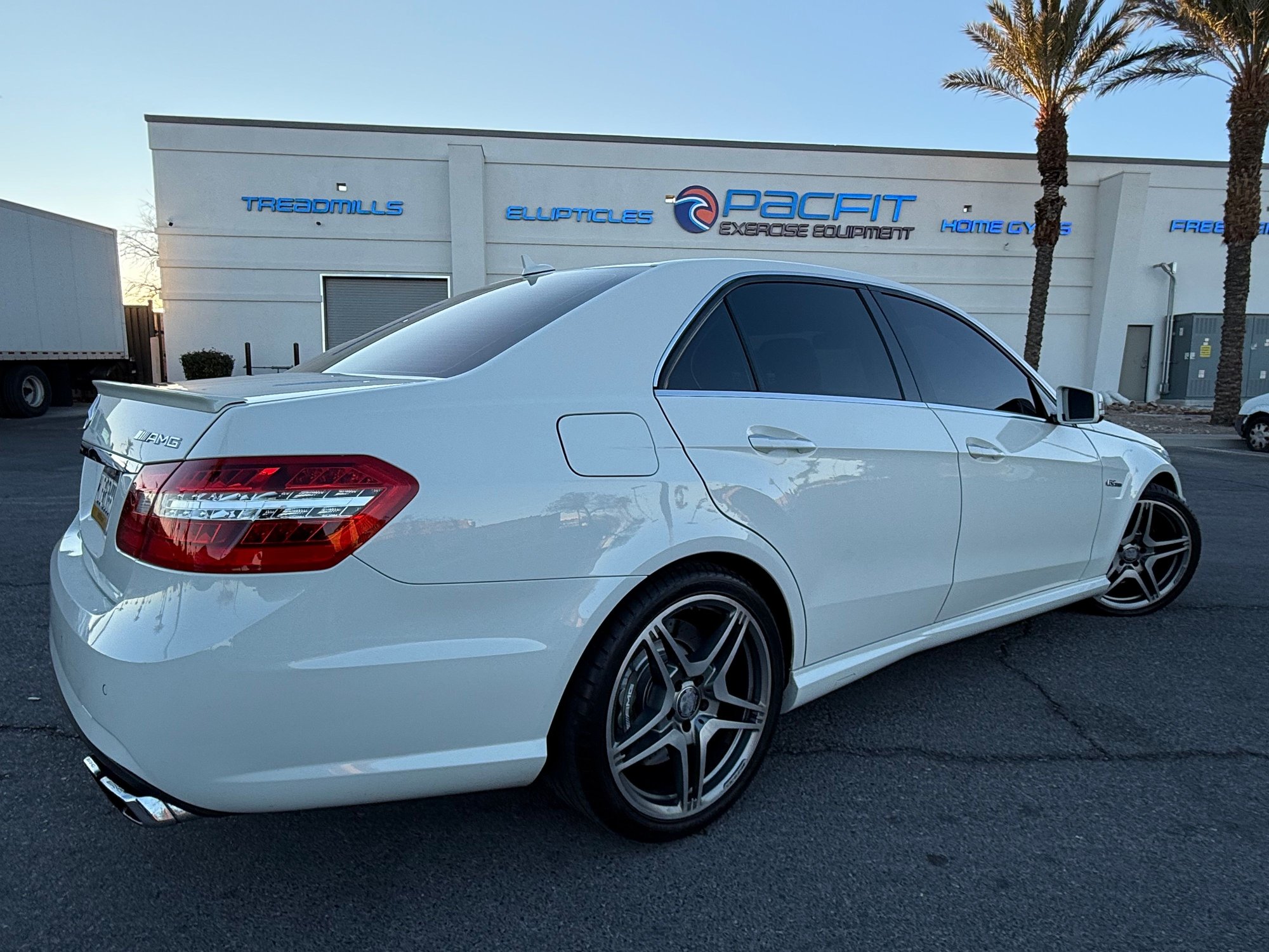 2010 Mercedes-Benz E63 AMG - 2010 E63 sedan. Nicest you’ll find! - Used - VIN WDDHF7HB8AA116225 - 101,000 Miles - 8 cyl - 2WD - Automatic - Sedan - White - Las Vegas, NV 89123, United States