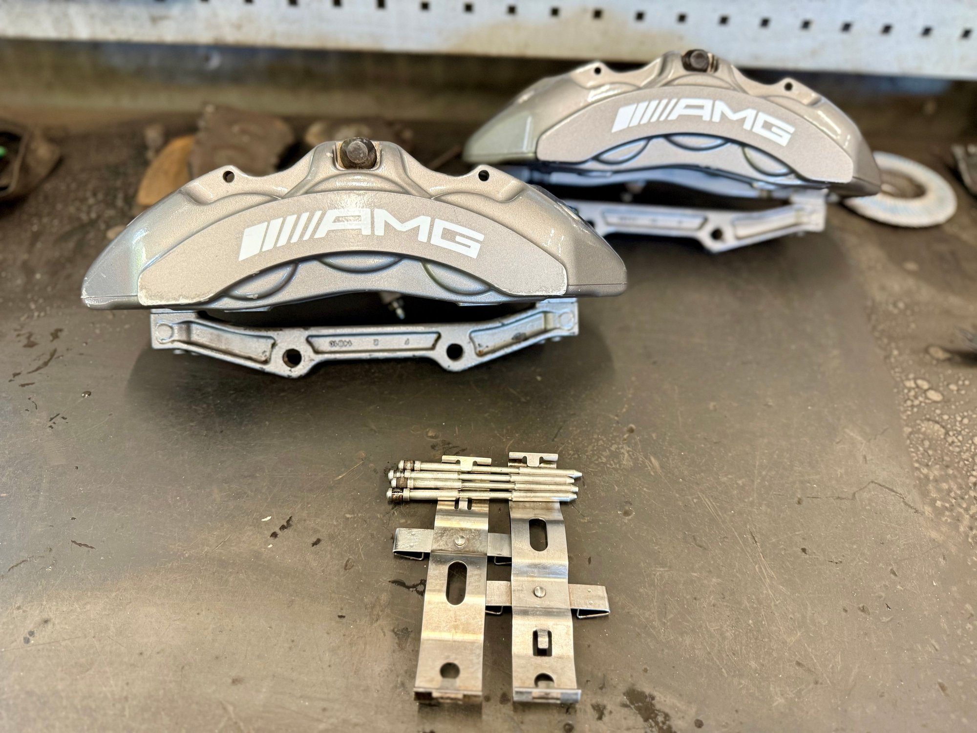 front calipers came pre-scratched, so one less thing for me to worry about.