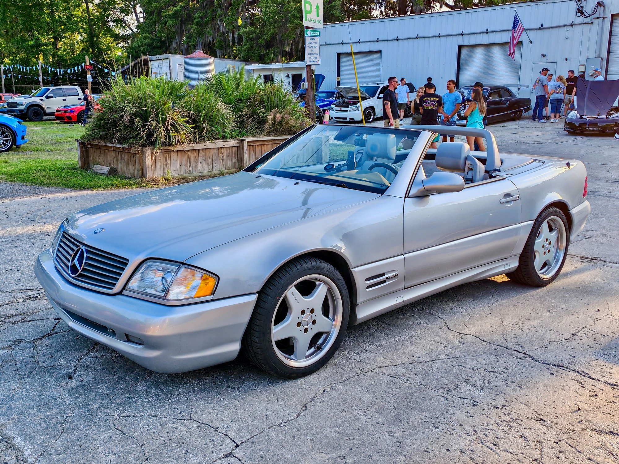 1999 Mercedes-Benz SL500 - 1999 MERCEDES BENZ SL500 SPORT ( MONOBLOCK, SL2 HID PACKAGE FOR SALE) $7500 - Used - VIN WDBFA68F8XF175721 - 211,000 Miles - 8 cyl - 2WD - Automatic - Convertible - Silver - Goose Creek, SC 29445, United States