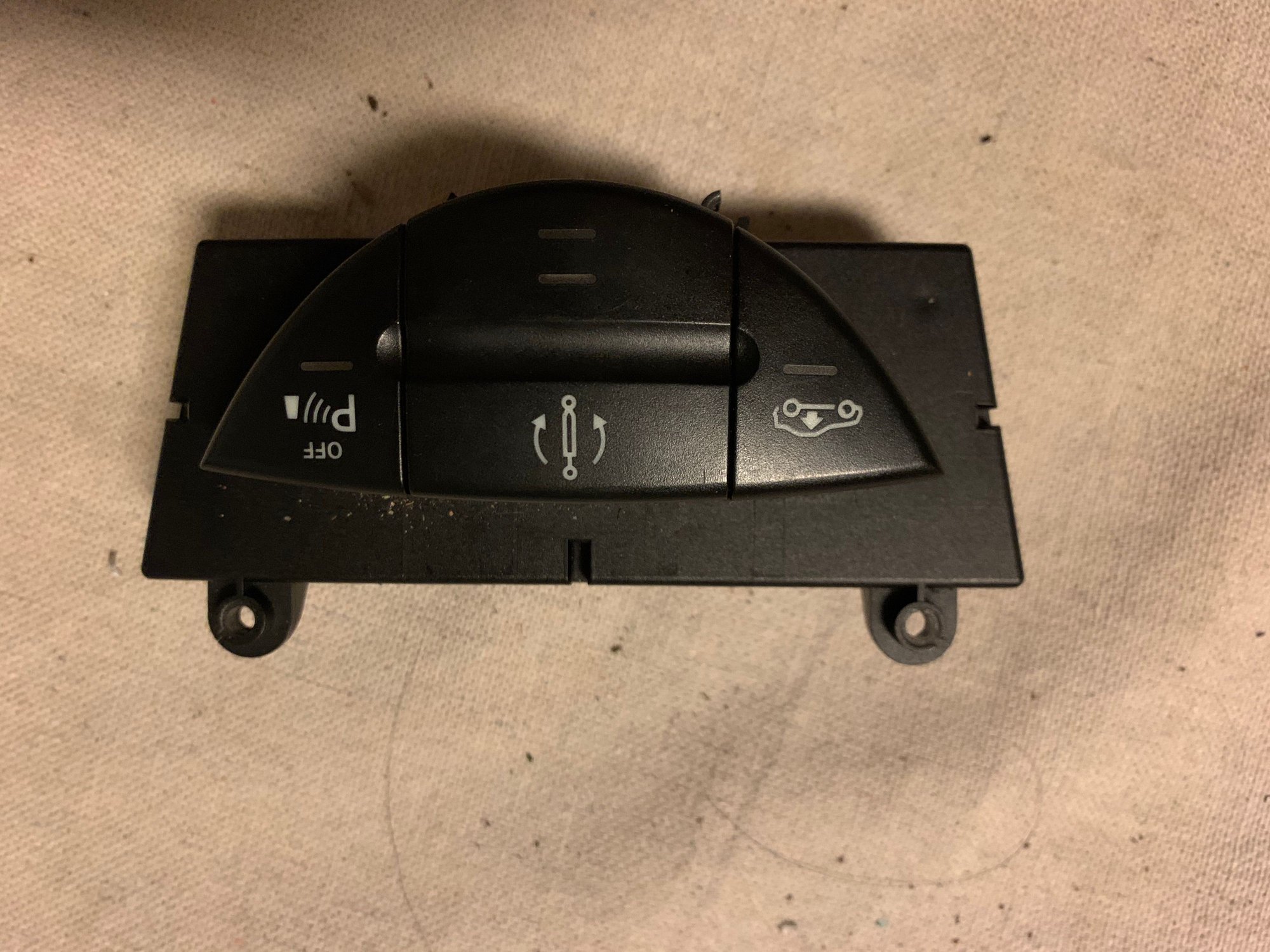 Steering/Suspension - 2118206610 W211 E55 AMG switch Airmatic height /Ride comfort/Parktronic - Used - 2003 to 2006 Mercedes-Benz E55 AMG - 2003 to 2006 Mercedes-Benz E500 - Austin, TX 78729, United States
