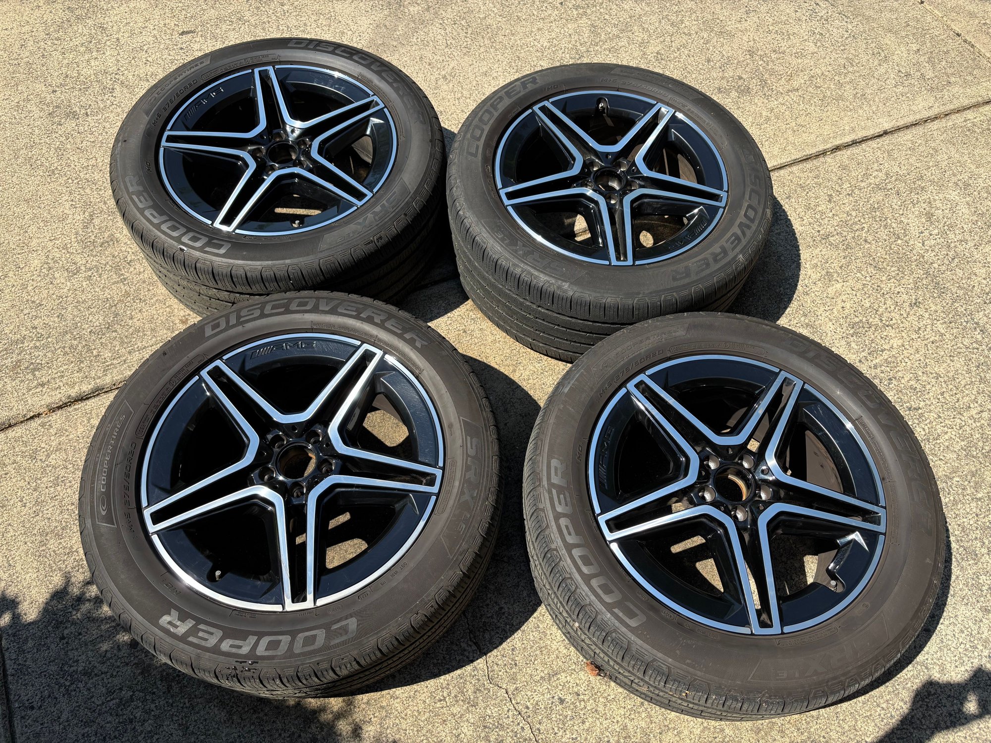 Wheels and Tires/Axles - 5-Spoke AMG Wheels w/ Black Accents 20” - Used - All Years  All Models - Charlotte, NC 28209, United States