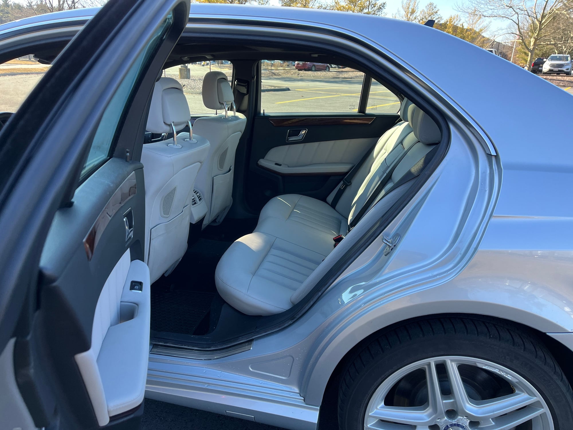 2011 Mercedes-Benz E550 - 2011 Mercedes-Benz E550 4matic Sport Iridium Silver/ Gray Leather - Used - VIN WDDHF9AB7BA313068 - 116,059 Miles - 8 cyl - AWD - Automatic - Sedan - Silver - Easton, MA 02375, United States