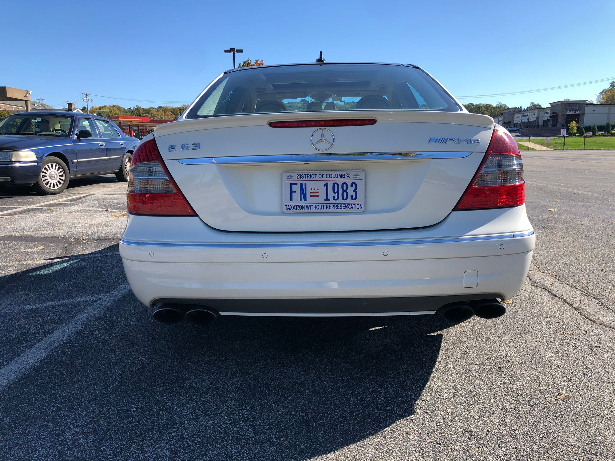 2009 Mercedes-Benz E63 AMG - Excellent Condition W211 E63 - Used - VIN WDBUF77X89B411514 - 122,000 Miles - 8 cyl - 2WD - Automatic - Sedan - White - Washington, DC 20001, United States