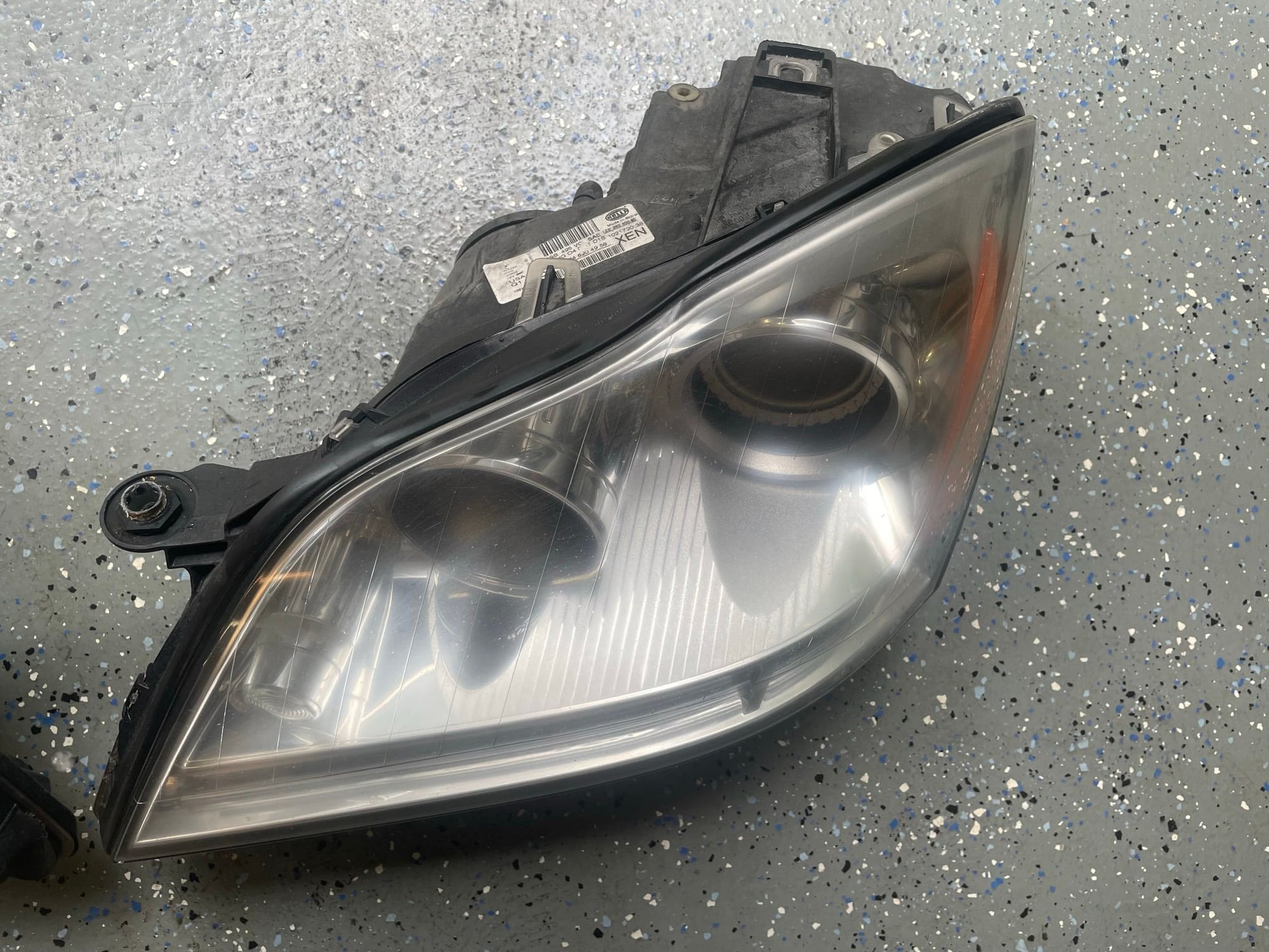 Lights - Mercedes Benz X164 Xenon Headlights 100% working condition Used - Used - 2010 to 2012 Mercedes-Benz GL550 - Chesterfield, VA 23838, United States