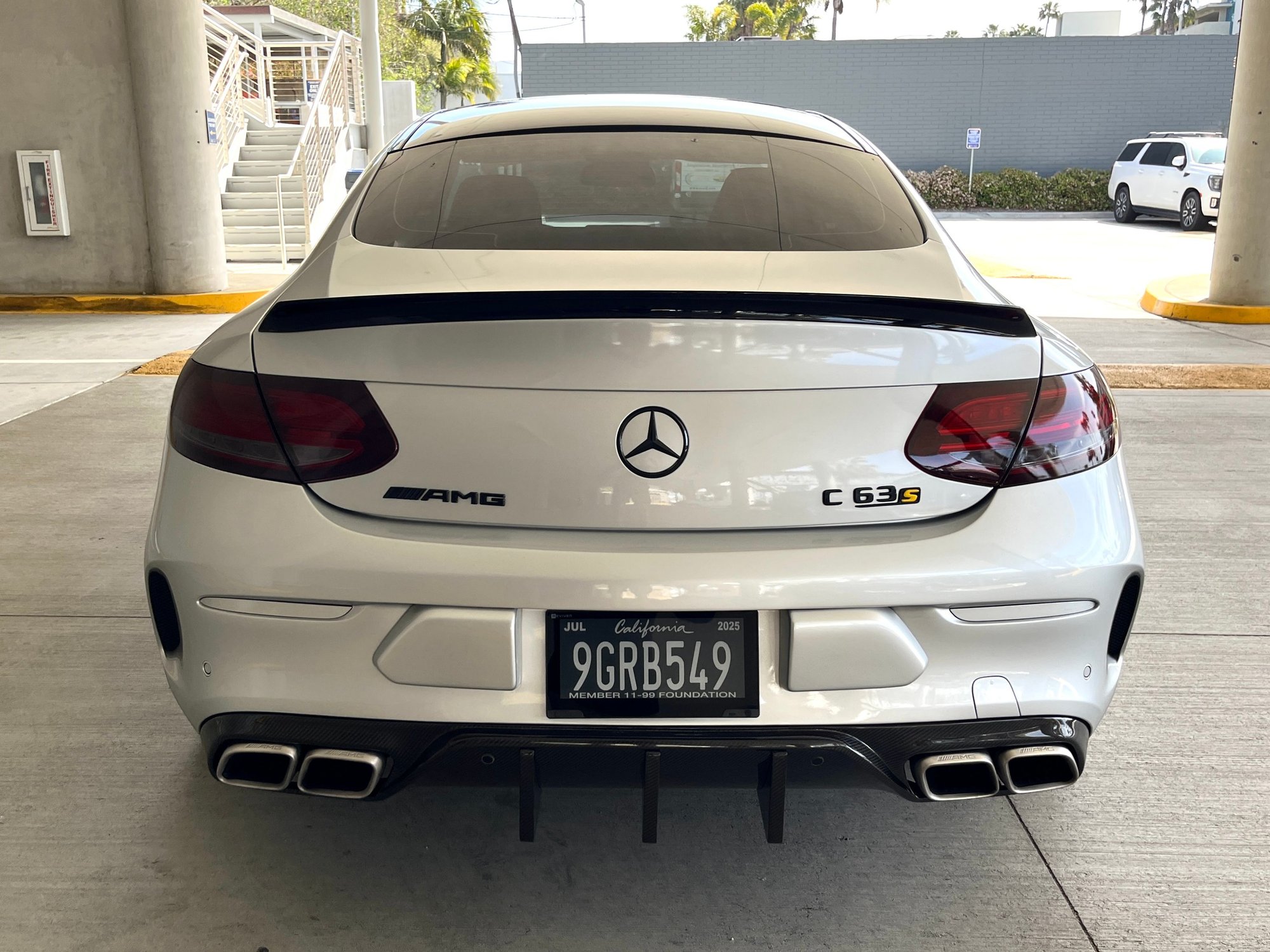 2018 Mercedes-Benz C63 AMG S - 2018 Mercedes-Benz C63S AMG - Used - VIN WDDWJ8HB8JF635841 - 59,500 Miles - Laguna Beach, CA 92651, United States