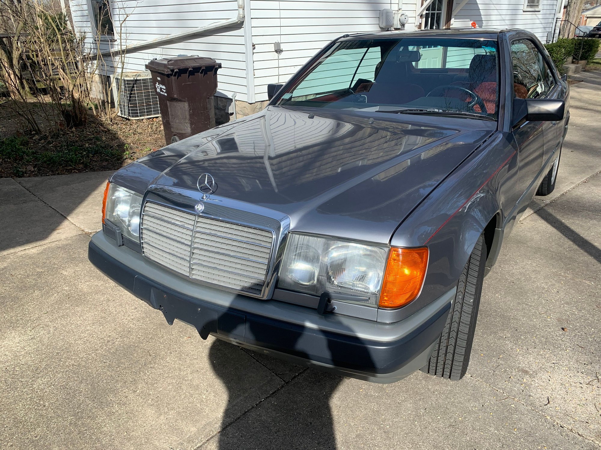 1988 Mercedes-Benz 300CE - extremely clean, original, 2 owner 300CE - Used - VIN wdbea50d1ja750987 - 104,250 Miles - 6 cyl - 2WD - Automatic - Coupe - Gray - Extreme Sw, MI 49107, United States