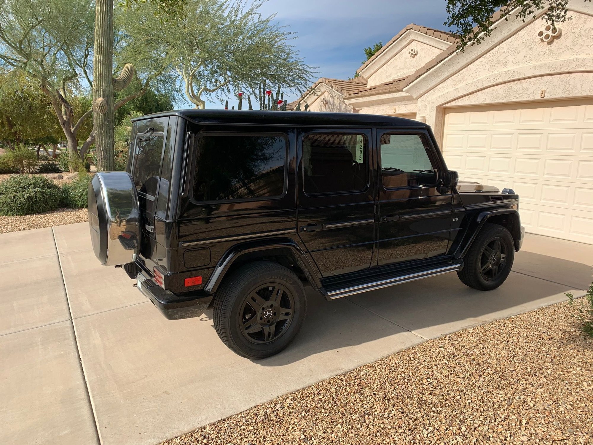 2003 Mercedes-Benz G500 - 2003 Mercedes-Benz G500 - Used - VIN WDCYR49E43X141559 - 198,000 Miles - 8 cyl - 4WD - Automatic - SUV - Black - Nnnn, AZ 55555, United States