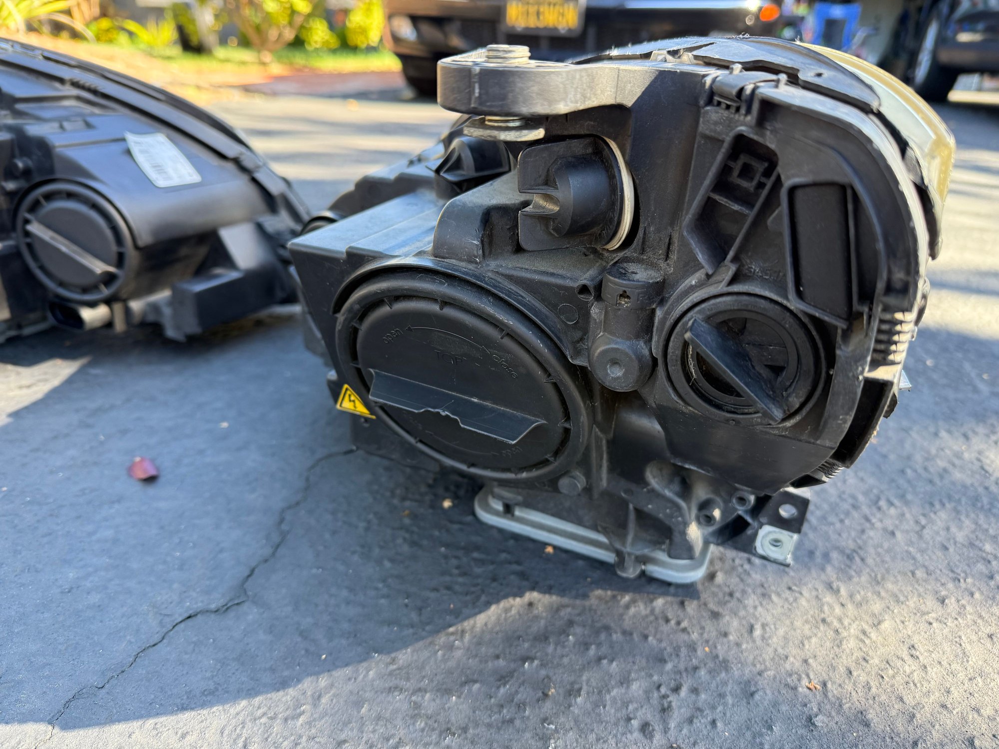 Lights - W204 C63 Headlight Set - Used - 2008 to 2011 Mercedes-Benz C63 AMG - Aptos, CA 95003, United States