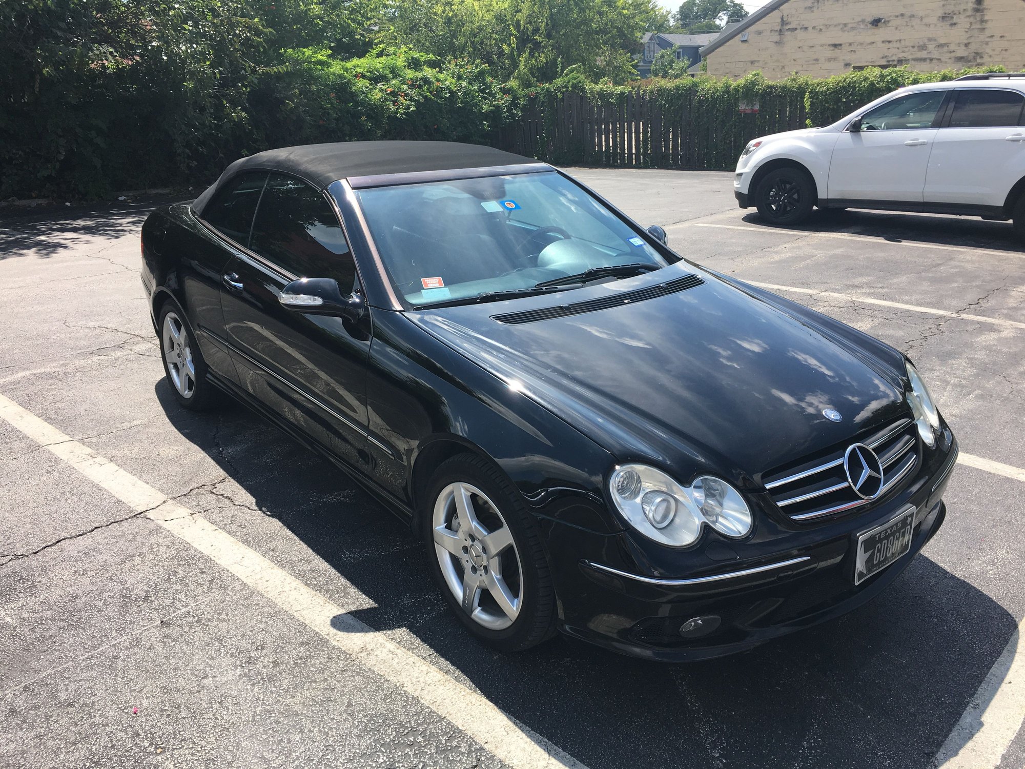 2005 Mercedes-Benz CLK500 - 2005 CLK500 Cabriolet, very good condition, 160kmi - Used - VIN WDBTK75G95T038577 - 160 Miles - 8 cyl - 2WD - Automatic - Convertible - Black - Katy, TX 77494, United States