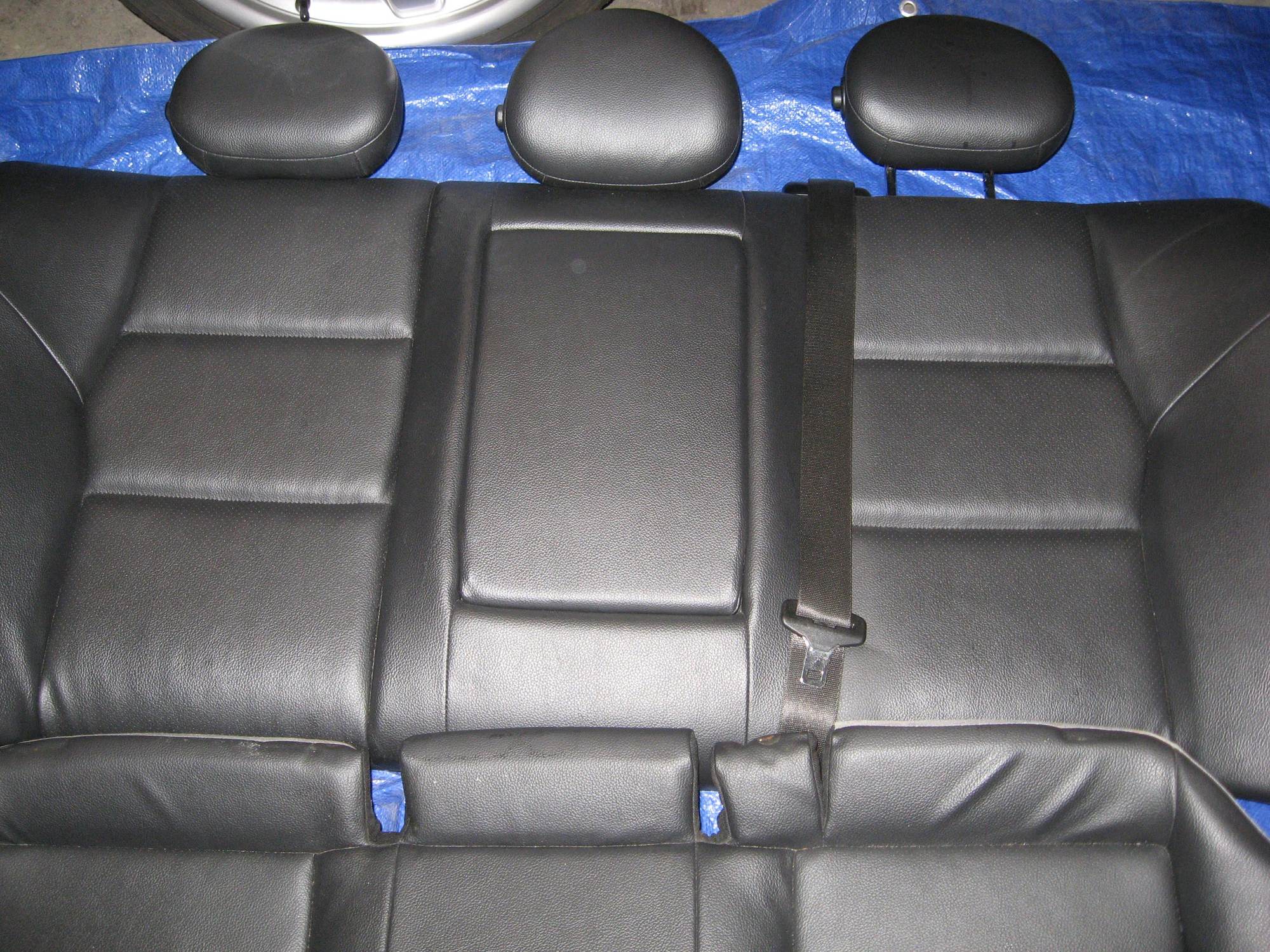 Interior/Upholstery - 2005 C230 Rear Seat - Used - 2001 to 2007 Mercedes-Benz C230 - 2001 to 2007 Mercedes-Benz C240 - 2001 to 2007 Mercedes-Benz C320 - North Chesterfield, VA 23236, United States
