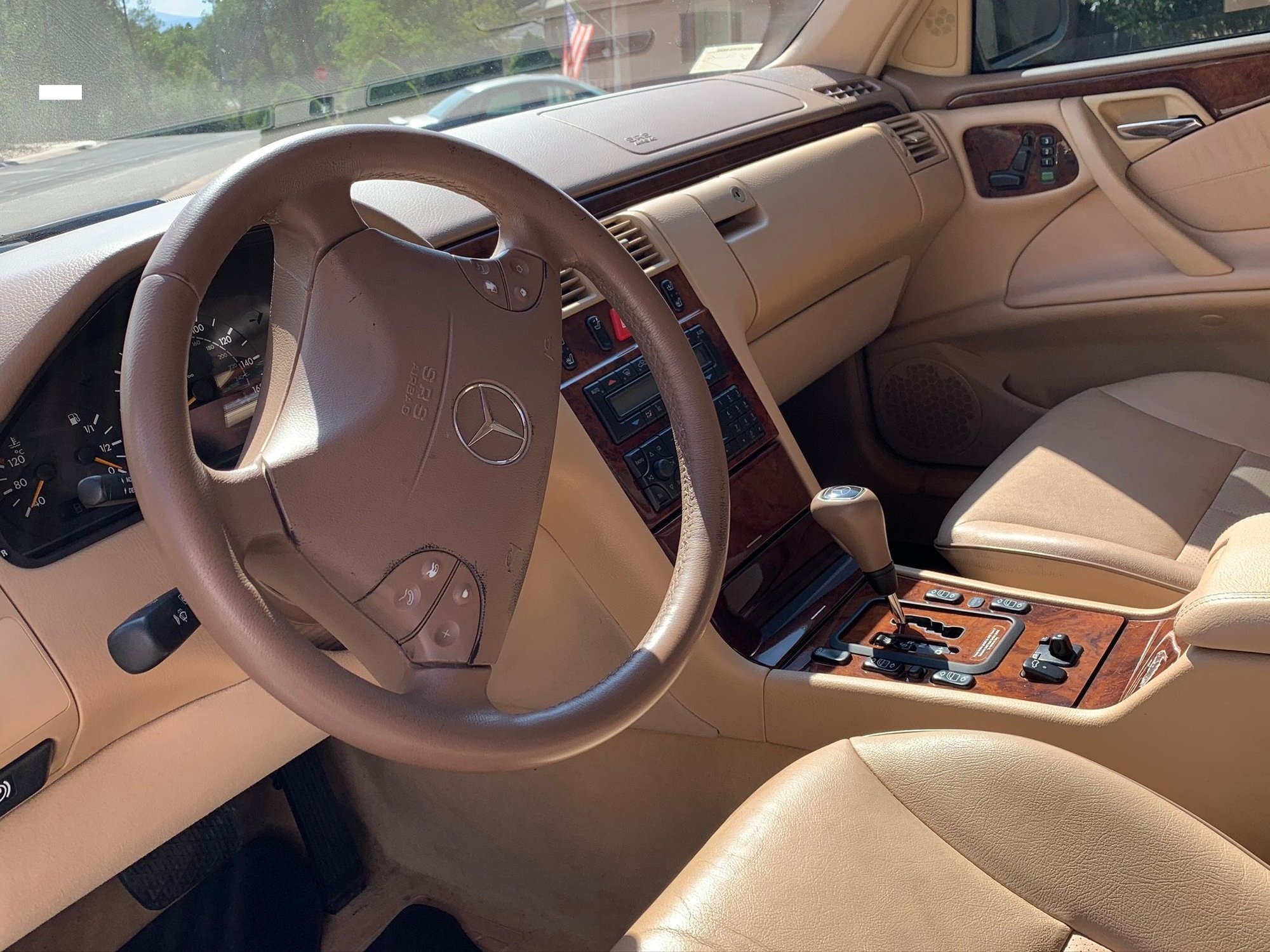 2000 Mercedes-Benz E320 - Denver: W210 E320 - Used - VIN WDBJF65J9YB036713 - 133,000 Miles - 6 cyl - 2WD - Automatic - Sedan - Beige - Denver, CO 80121, United States