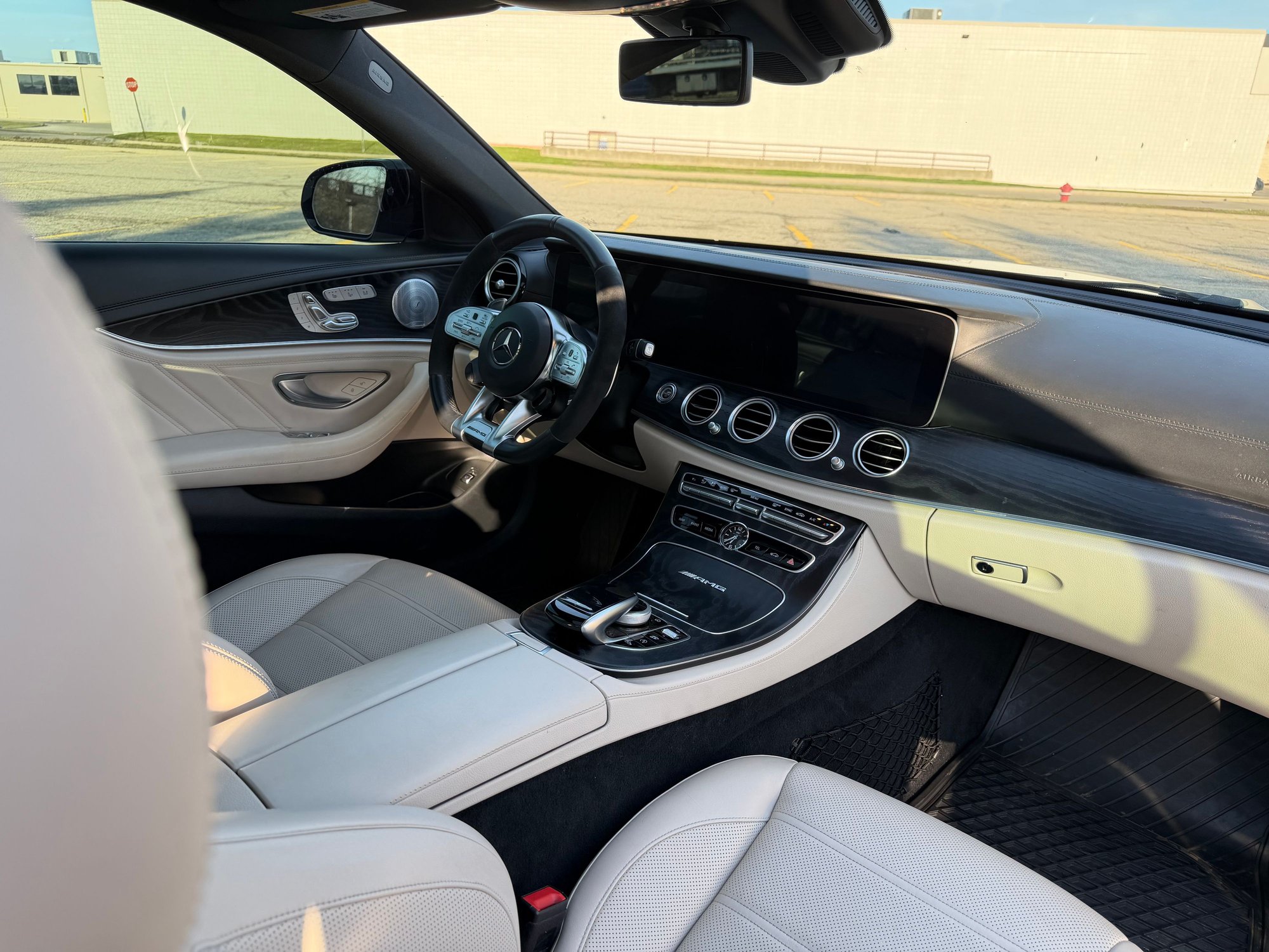 2020 Mercedes-Benz E63 AMG S - 2020 Mercedes Benz E63 AMG-S - Used - VIN WDDZF8KB0LA714962 - 64,000 Miles - 8 cyl - AWD - Automatic - Sedan - White - Rochester Hills, MI 48307, United States