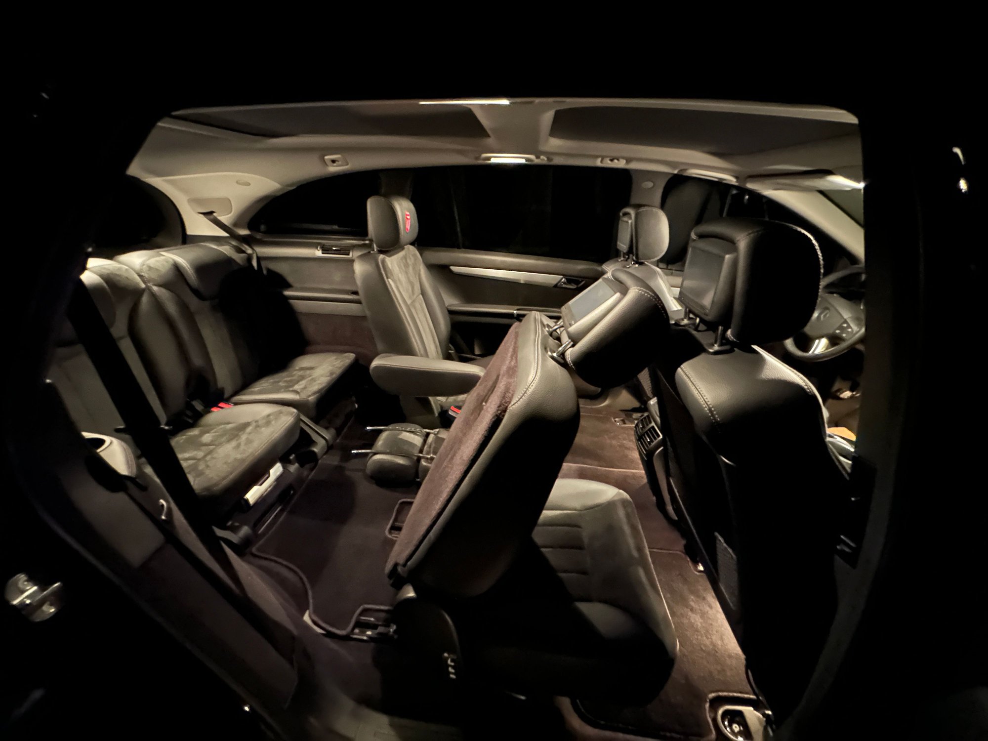 2006 Mercedes-Benz R500 - 2006 Mercedes Benz R500 - Used - VIN 4JGCB75E96A000517 - 42,200 Miles - 8 cyl - Automatic - Las Vegas, NV 89183, United States