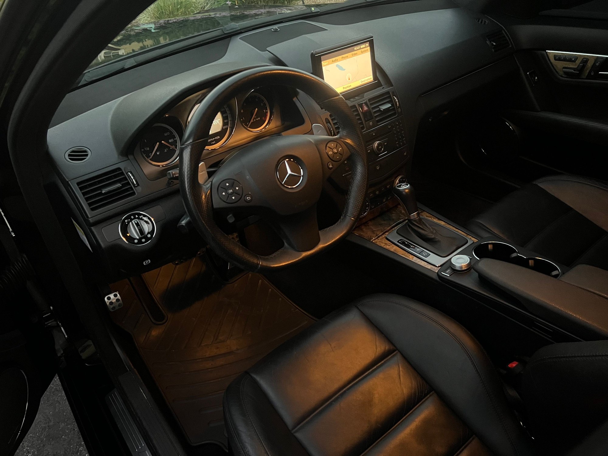 2008 Mercedes-Benz C63 AMG - 2008 C63 AMG - Used - VIN WDDGF77X98F196172 - 156,000 Miles - 8 cyl - 2WD - Automatic - Monterey, CA 93940, United States
