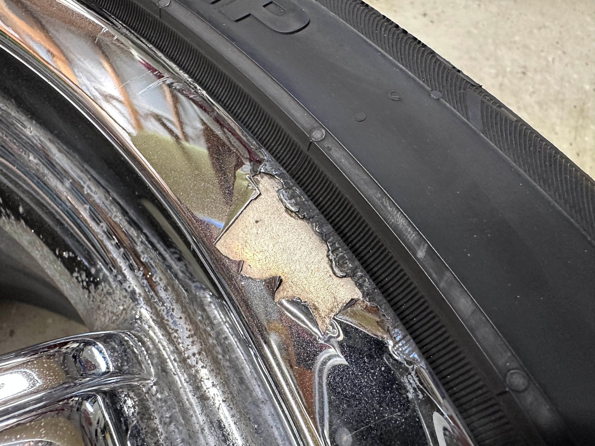Wheels and Tires/Axles - 21" x 10" AMG Chrome Wheels and Almost New 295/40 Continental Tires - Used - All Years Mercedes-Benz All Models - Fountain Valley, CA 92708, United States