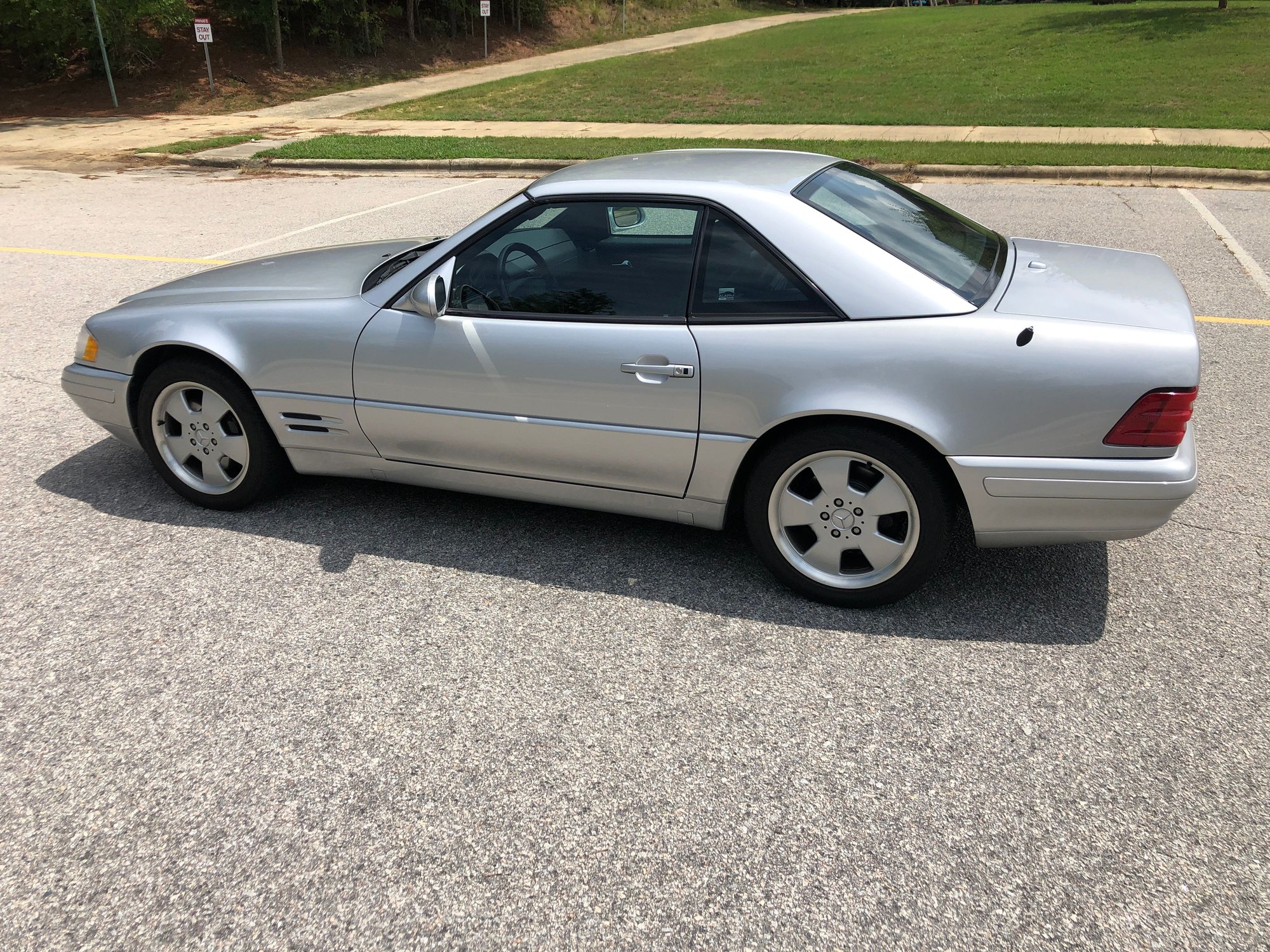 2000 Mercedes-Benz SL500 - for sale 2000 SL500 silver over black Carrboro, NC- $15,500 - Used - VIN WDBFA68FXYF195244 - 46,000 Miles - 8 cyl - 2WD - Automatic - Convertible - Silver - Carrboro, NC 27510, United States