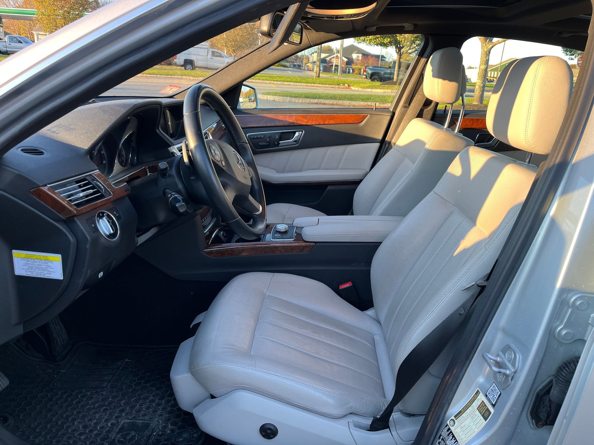 2011 Mercedes-Benz E550 - 2011 Mercedes-Benz E550 4matic Sport Iridium Silver/ Gray Leather - Used - VIN WDDHF9AB7BA313068 - 116,059 Miles - 8 cyl - AWD - Automatic - Sedan - Silver - Easton, MA 02375, United States