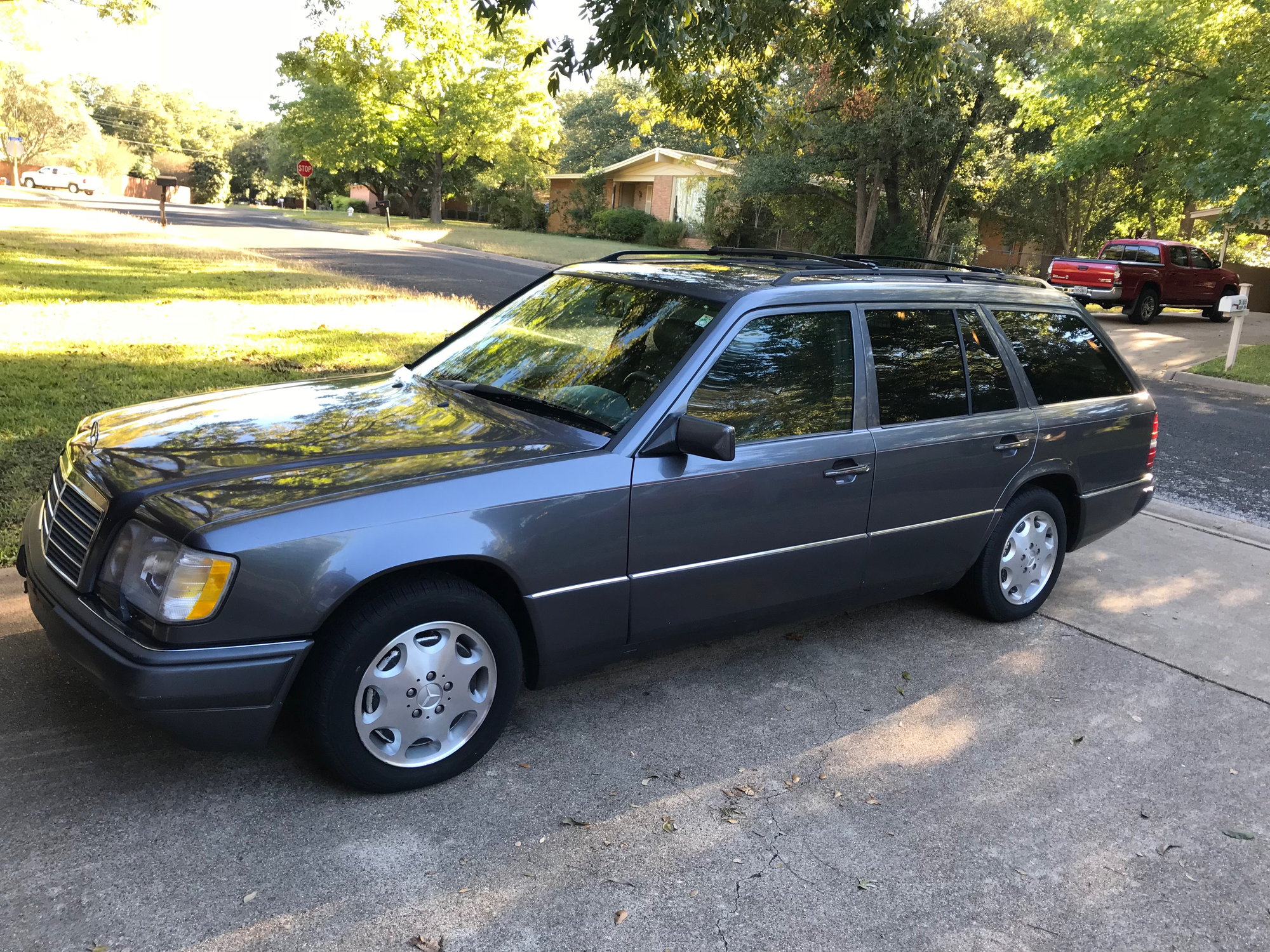 1995 Mercedes-Benz E320 - 1995 Mercedes Benz W124 E320 Wagon V6 - Used - VIN WDBEA92E2SF328762 - 78,552 Miles - 6 cyl - 2WD - Automatic - Wagon - Gray - Temple, TX 76502, United States