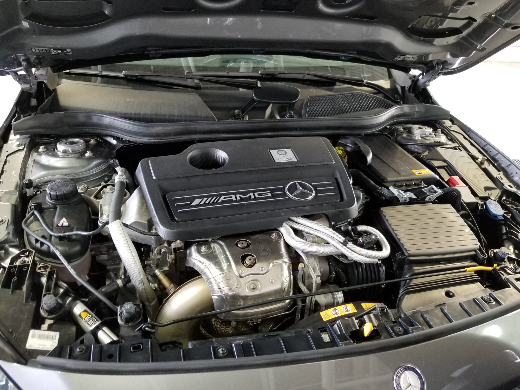 2015 Mercedes-Benz GLA45 AMG - 2015 GLA45 CPO Warranty/ Xpel Front Wrap - Used - VIN WDDTG5CBXFJ111358 - 4 cyl - AWD - Automatic - Hatchback - Gray - Calgary, AB T2T0K6, Canada