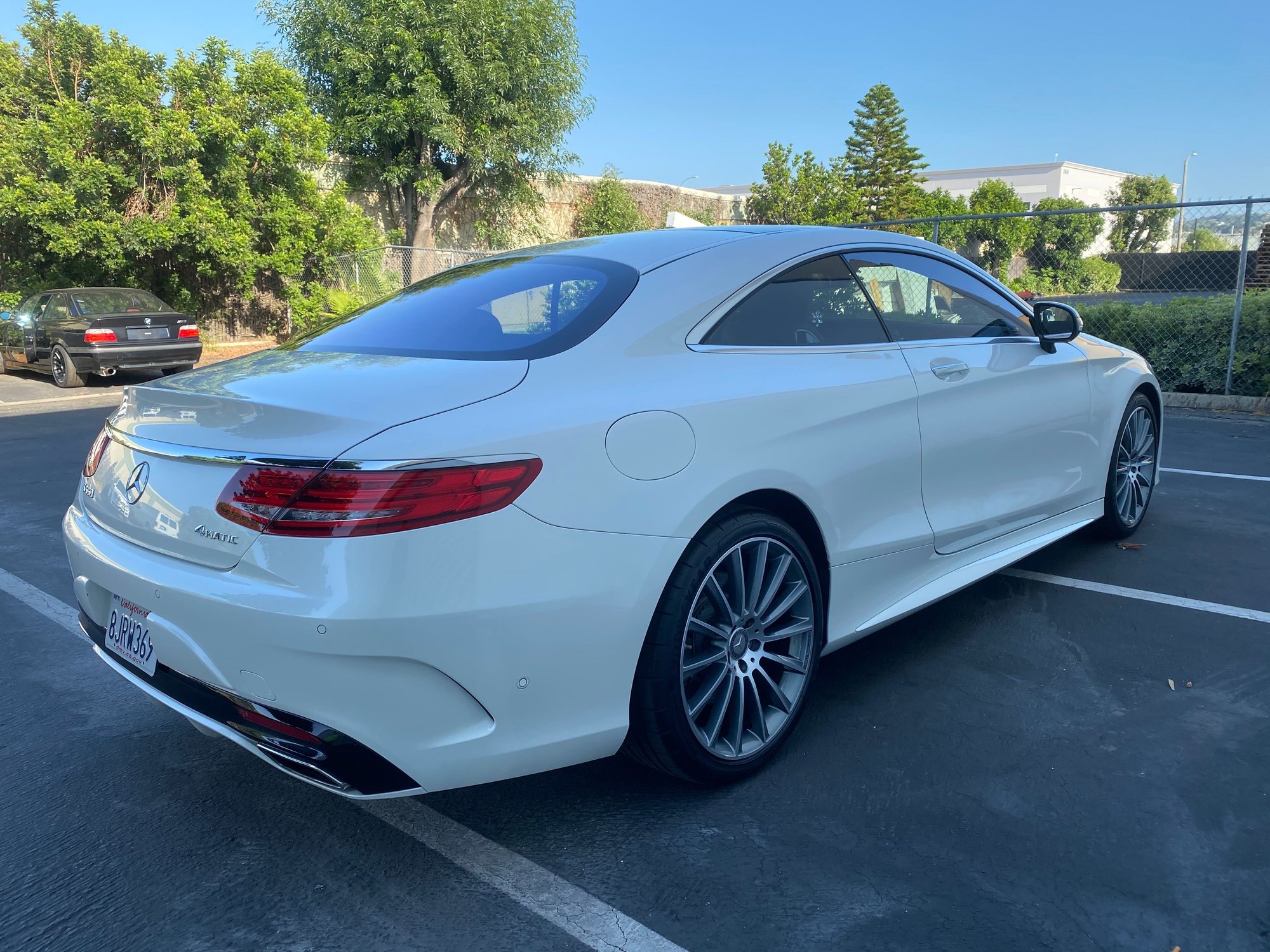 2015 Mercedes-Benz S550 - 2015 Mercedes-Benz S550 Coupe White/Brown 19k miles 1 owner - Used - VIN WDDXJ8FB1FA006627 - 19,402 Miles - 8 cyl - AWD - Automatic - Coupe - White - Los Angeles, CA 91789, United States