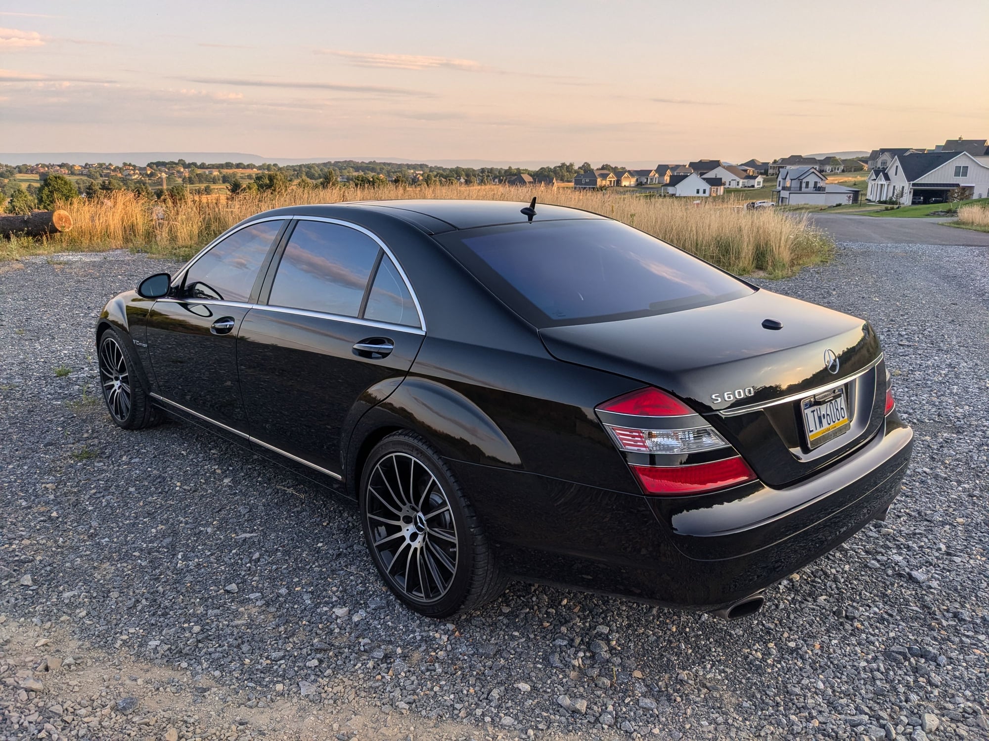 2007 Mercedes-Benz S600 - 2007 Mercedes-Benz s600 Bring a Trailer no reserve auction - Used - VIN WDDNG76X47A074546 - 77,300 Miles - 12 cyl - 2WD - Automatic - Sedan - Black - Fayetteville, PA 17222, United States