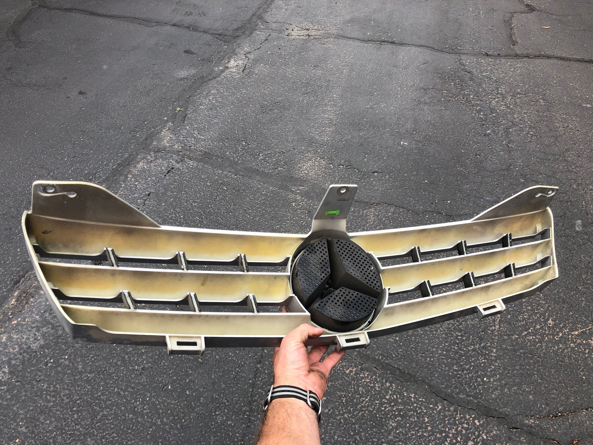 Exterior Body Parts - Front Grill 2198800083 - Used - 2004 to 2010 Mercedes-Benz CLS55 AMG - Saint George, UT 84790, United States